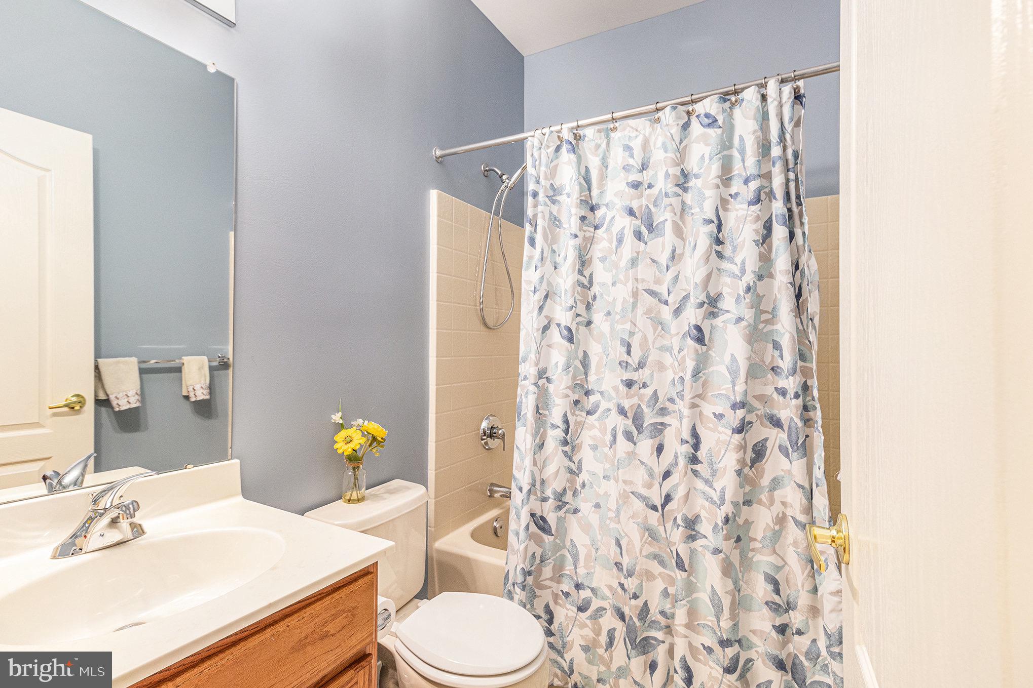 LEGACY OAKS - Residential