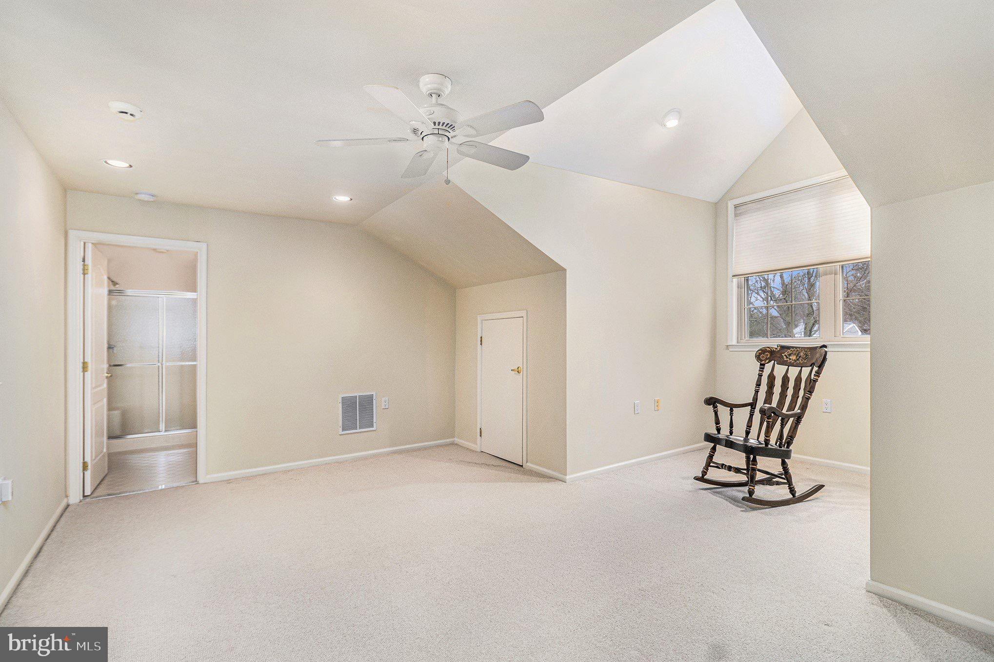 LEGACY OAKS - Residential