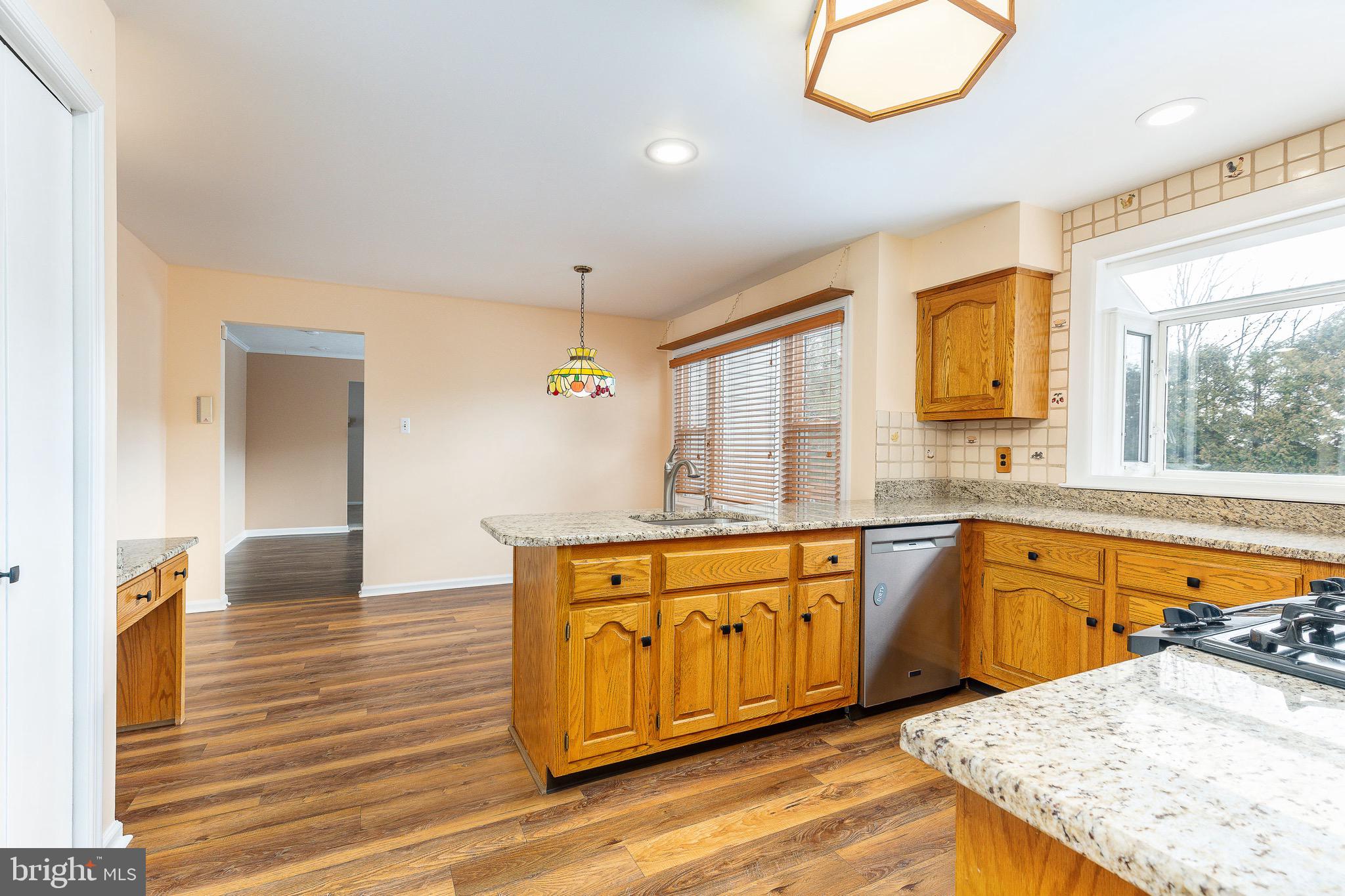 FORT WASHINGTON - Residential