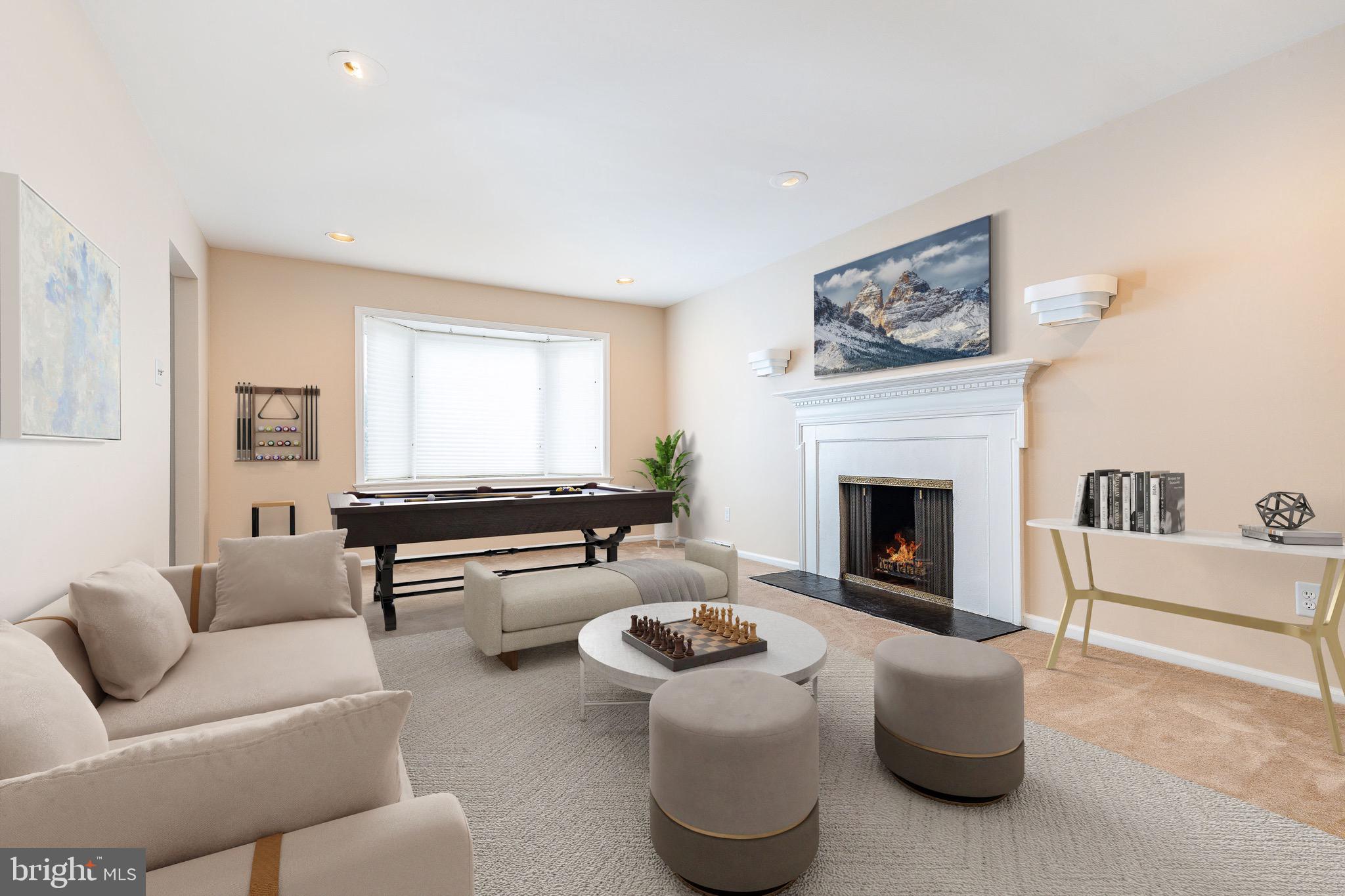 FORT WASHINGTON - Residential