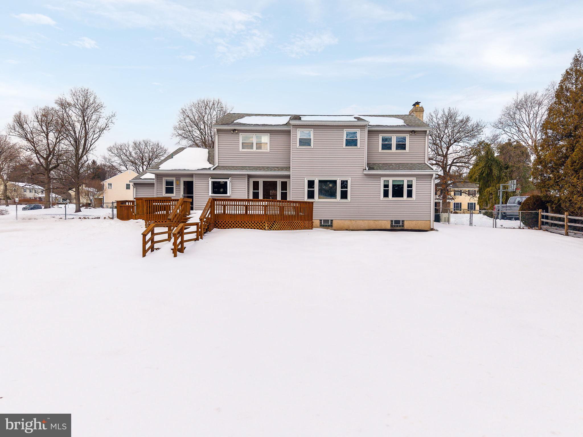 FORT WASHINGTON - Residential