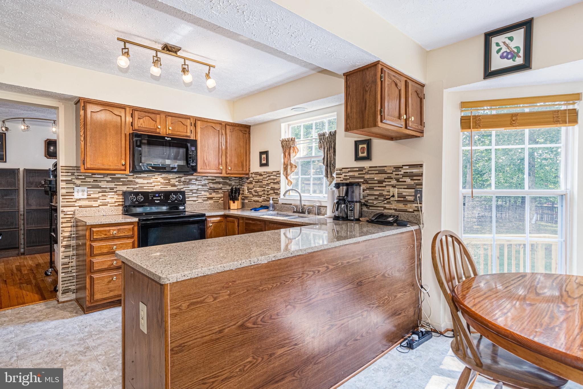 PARKVIEW TRAIL - Residential