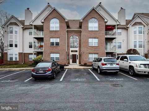 Photo of 9720 Lake Pointe Court #102, UPPER MARLBORO, MD 20774 (MLS # MDPG2201666)