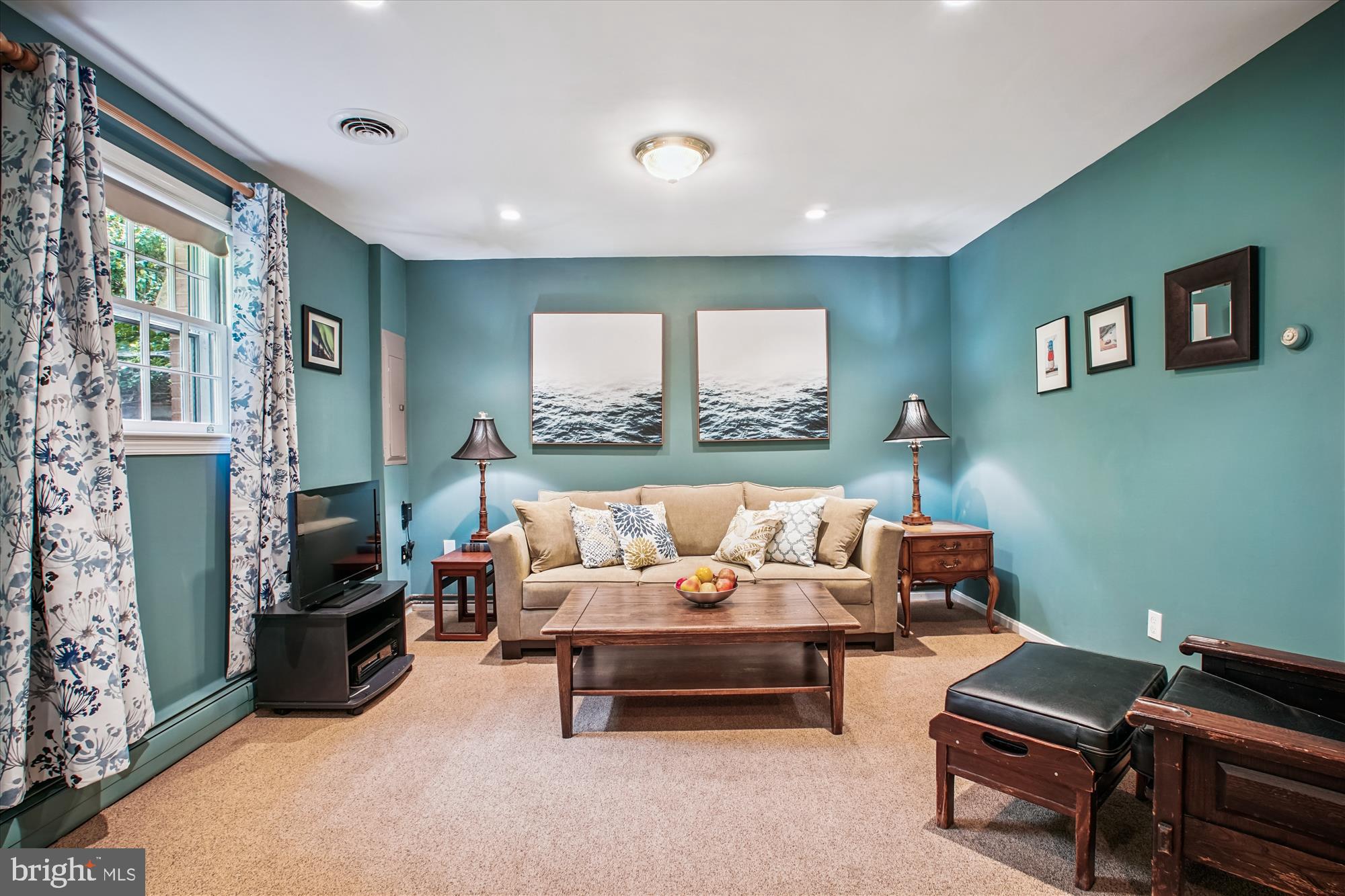 ARLINGWOOD - Residential