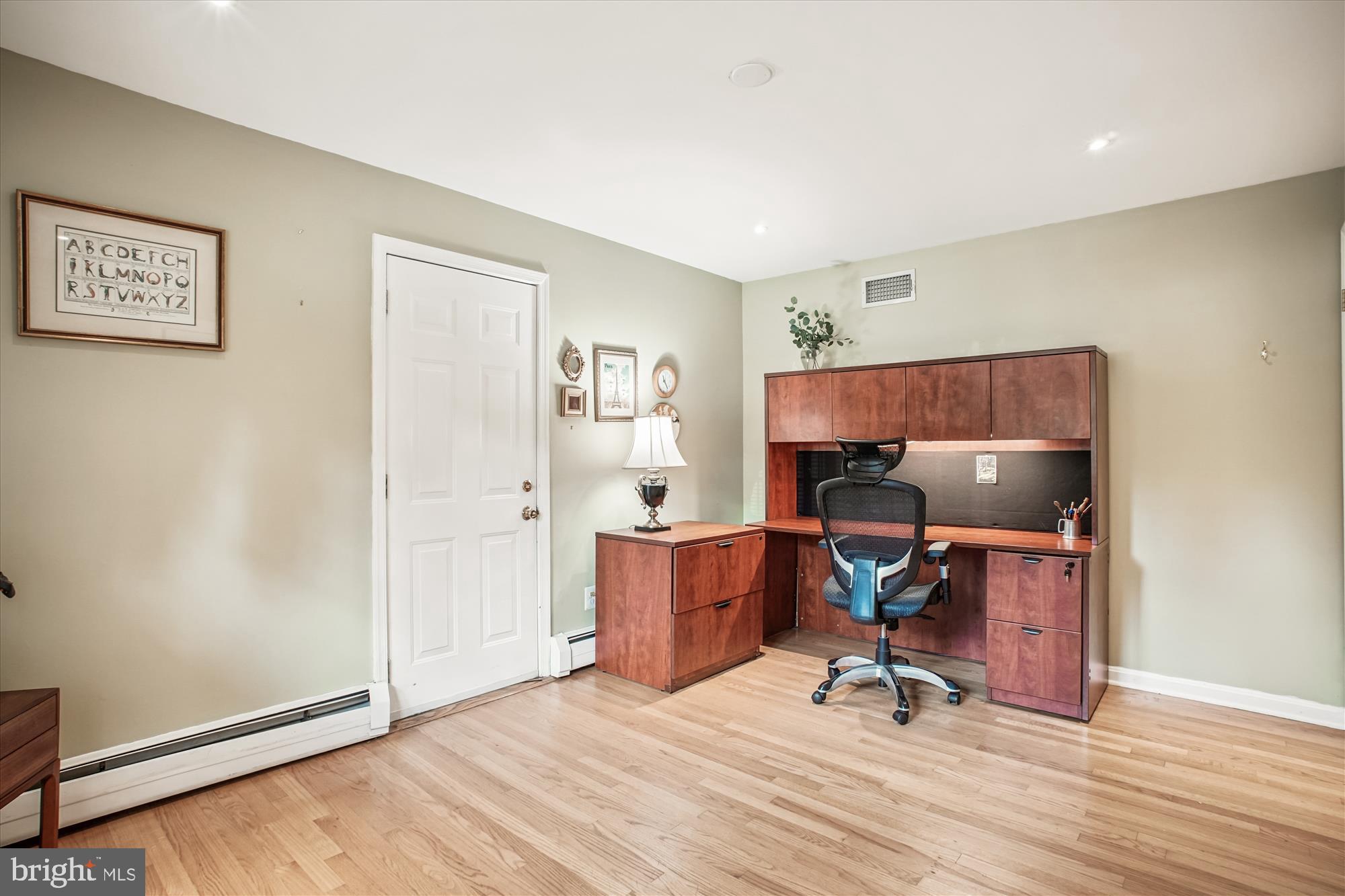 ARLINGWOOD - Residential