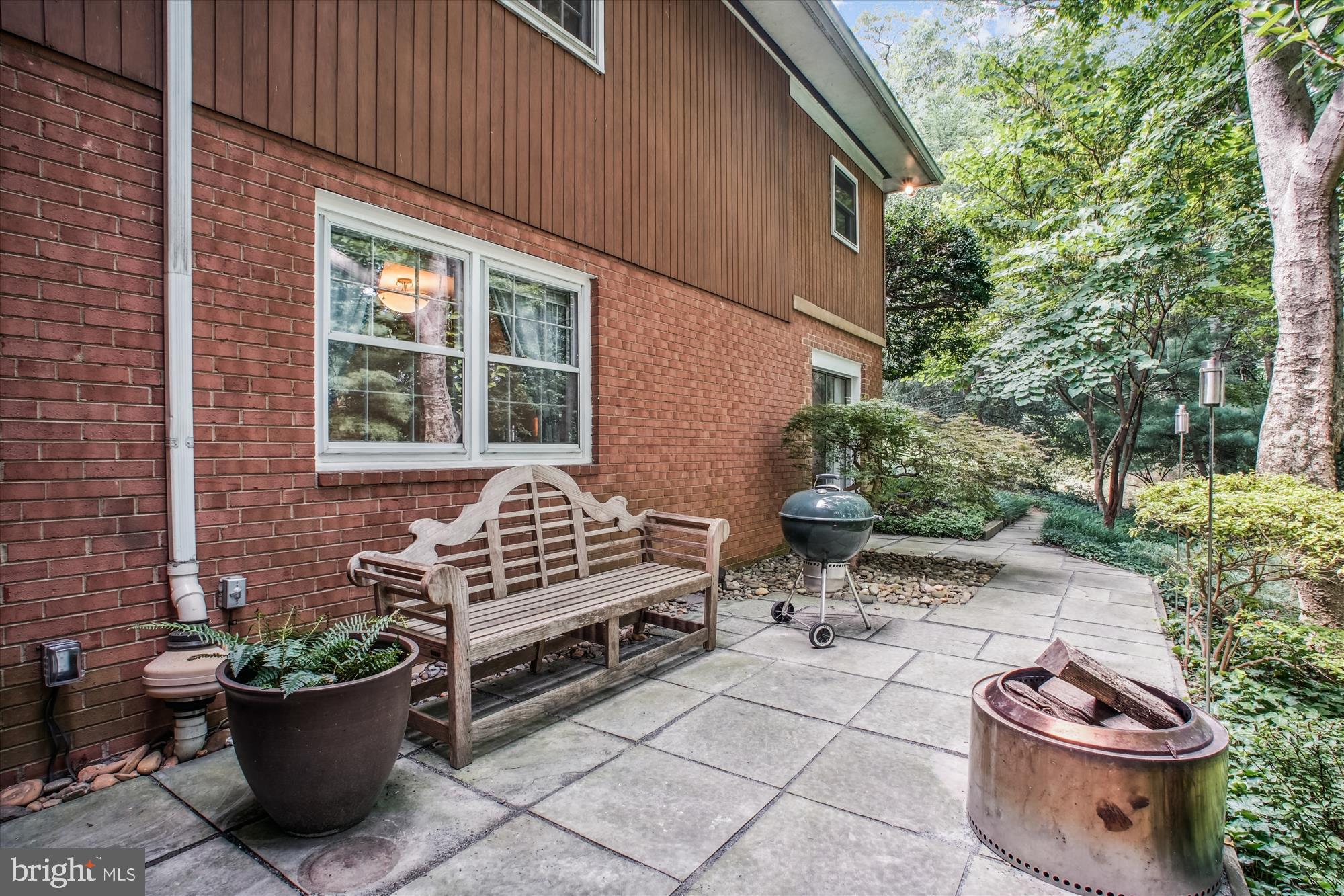 ARLINGWOOD - Residential