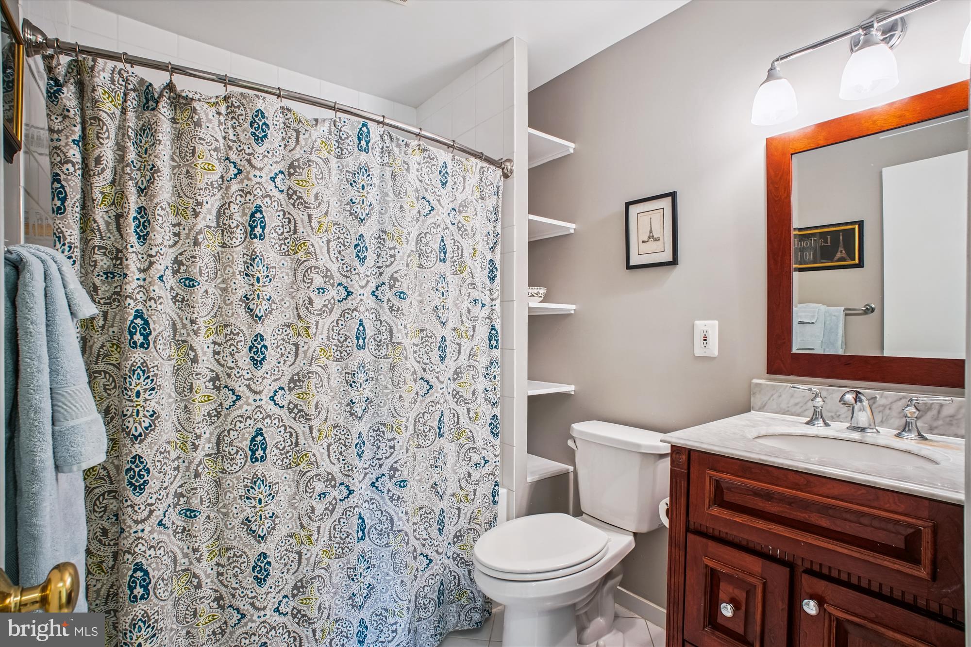 ARLINGWOOD - Residential