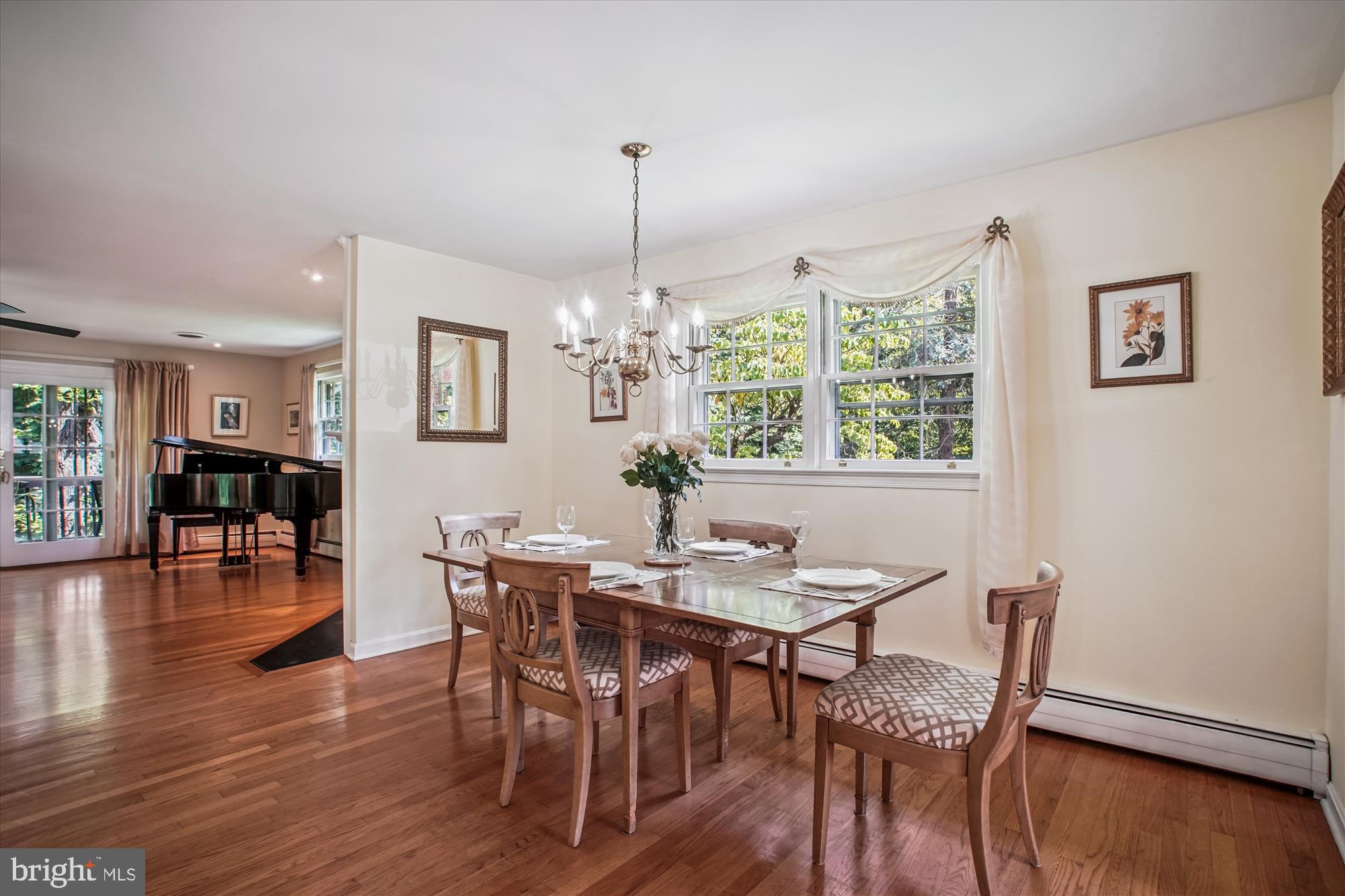 ARLINGWOOD - Residential