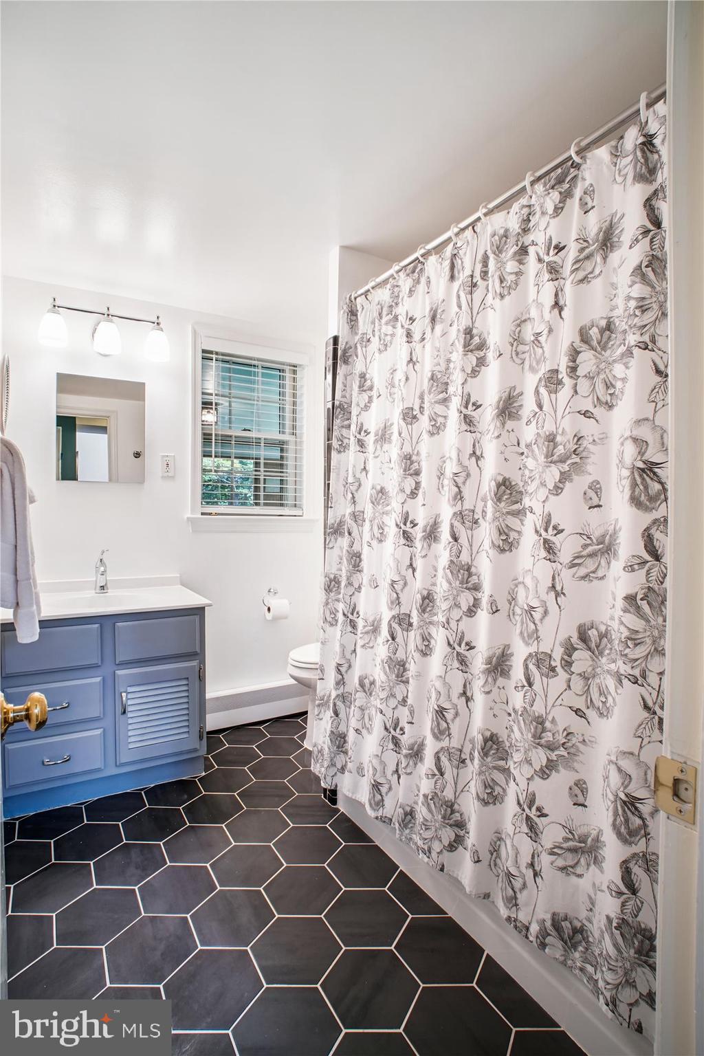 ARLINGWOOD - Residential