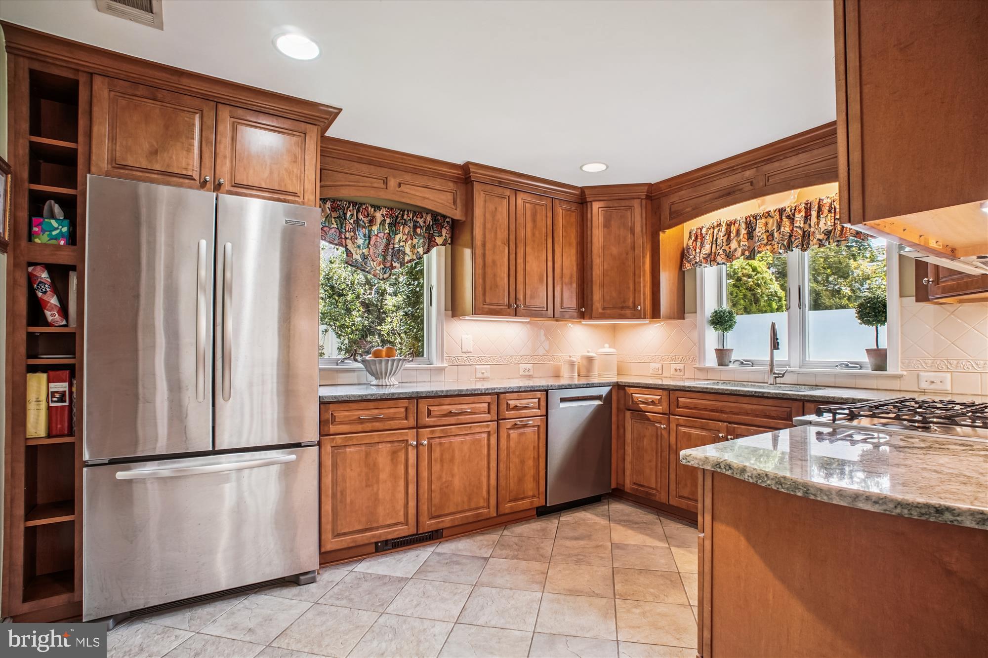 ARLINGWOOD - Residential