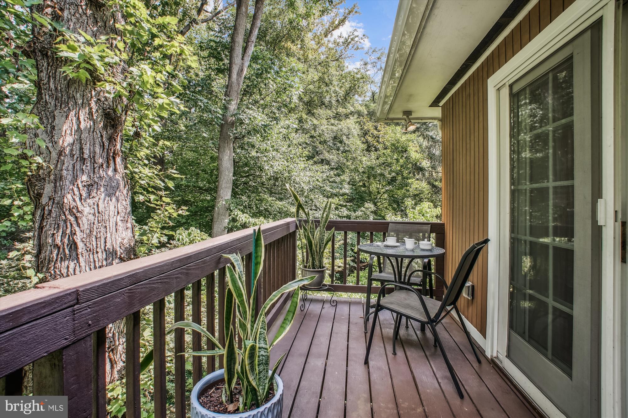 ARLINGWOOD - Residential