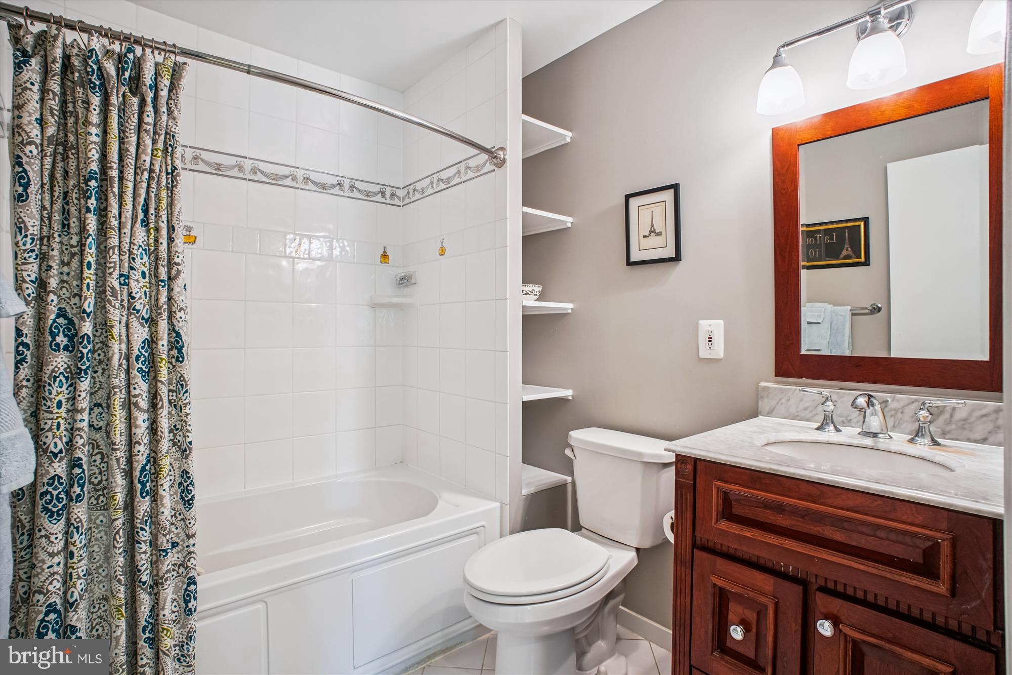 ARLINGWOOD - Residential