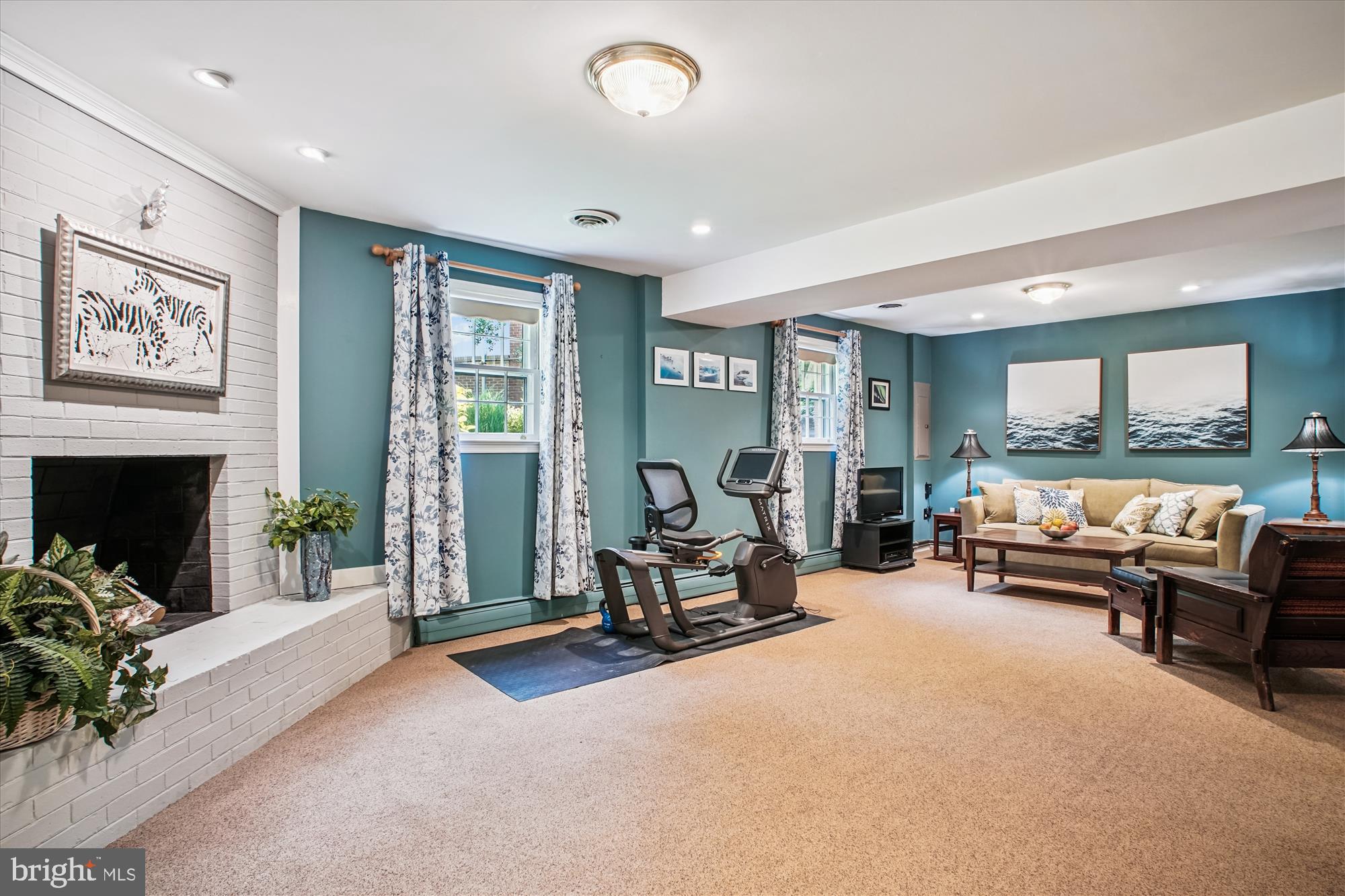 ARLINGWOOD - Residential