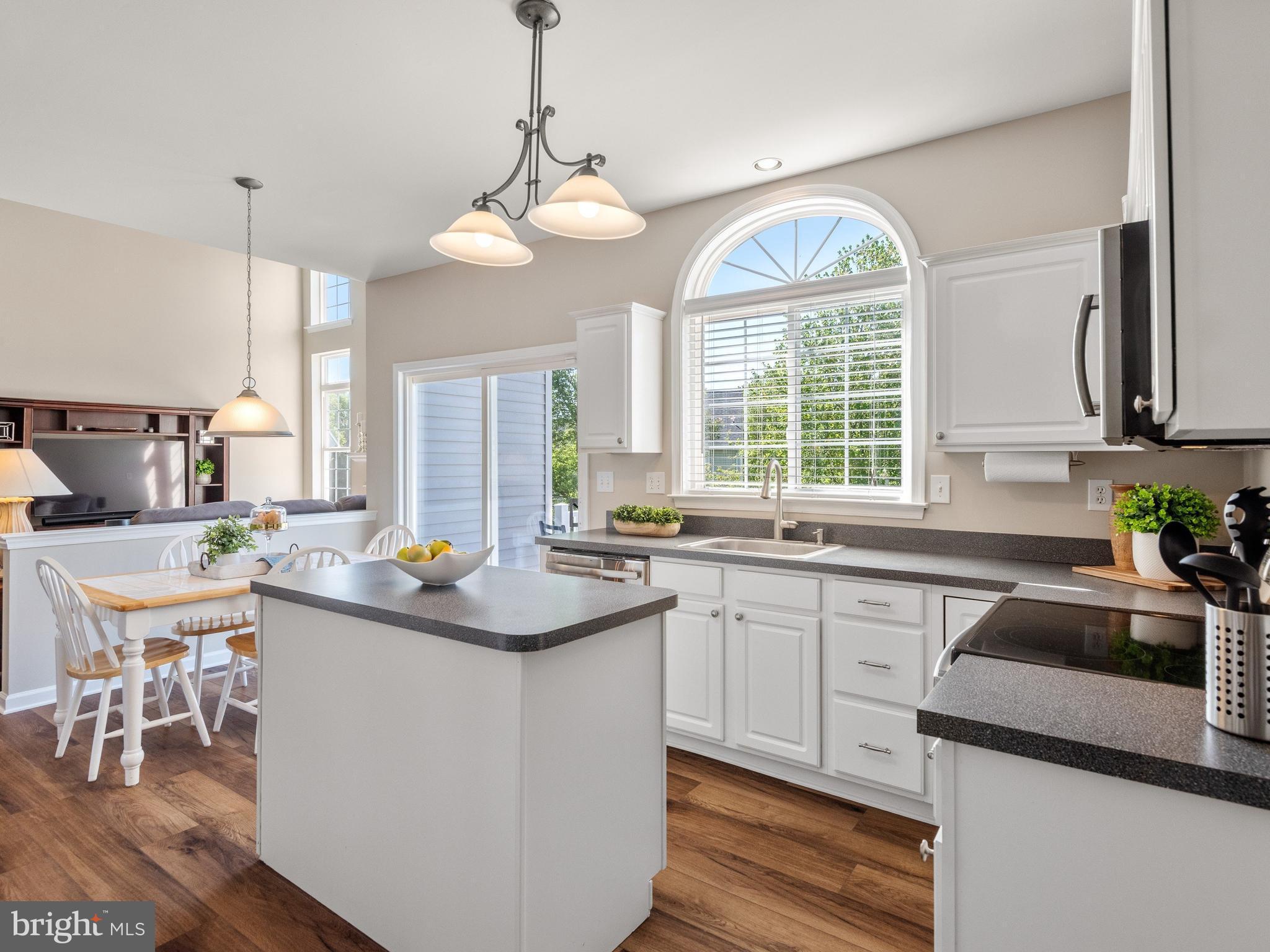 MOOREHALL AT VALLE - Residential