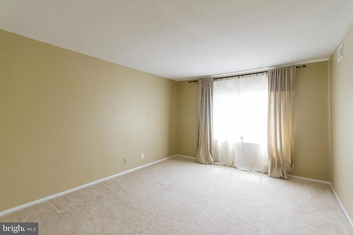 WATERGATE AT LANDMARK - Residential