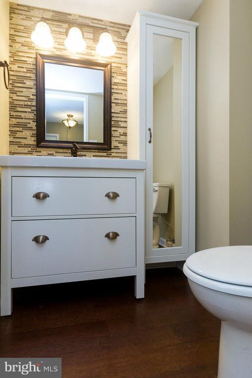 WATERGATE AT LANDMARK - Residential