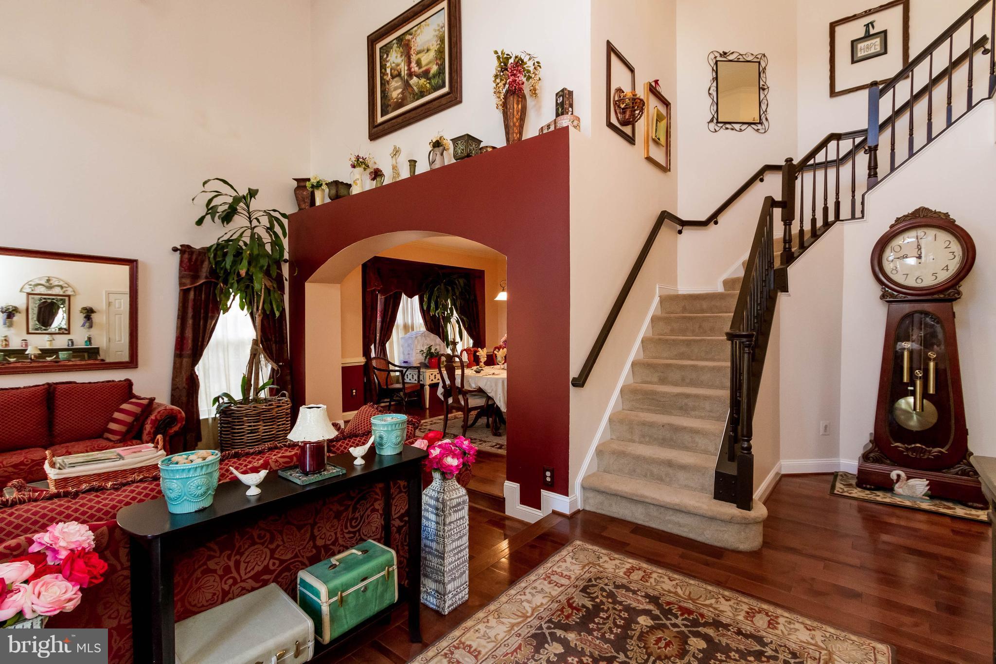 ASHBURN VILLAGE - Residential