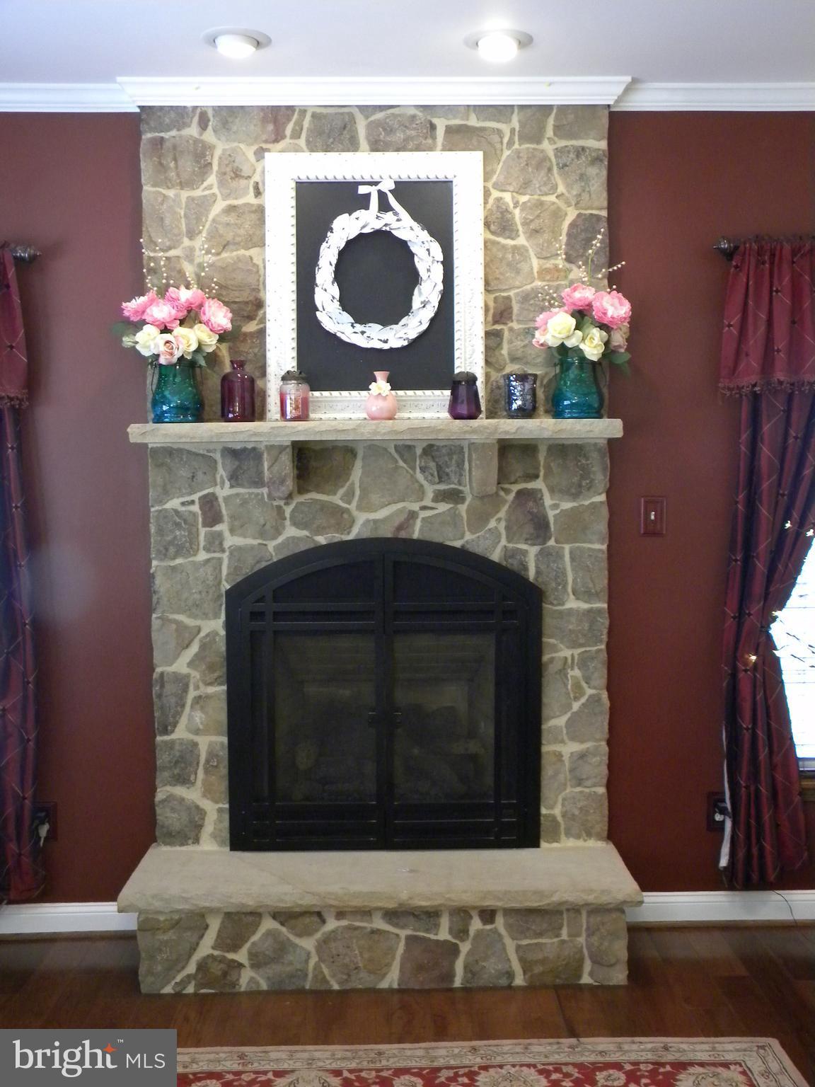 ASHBURN VILLAGE - Residential