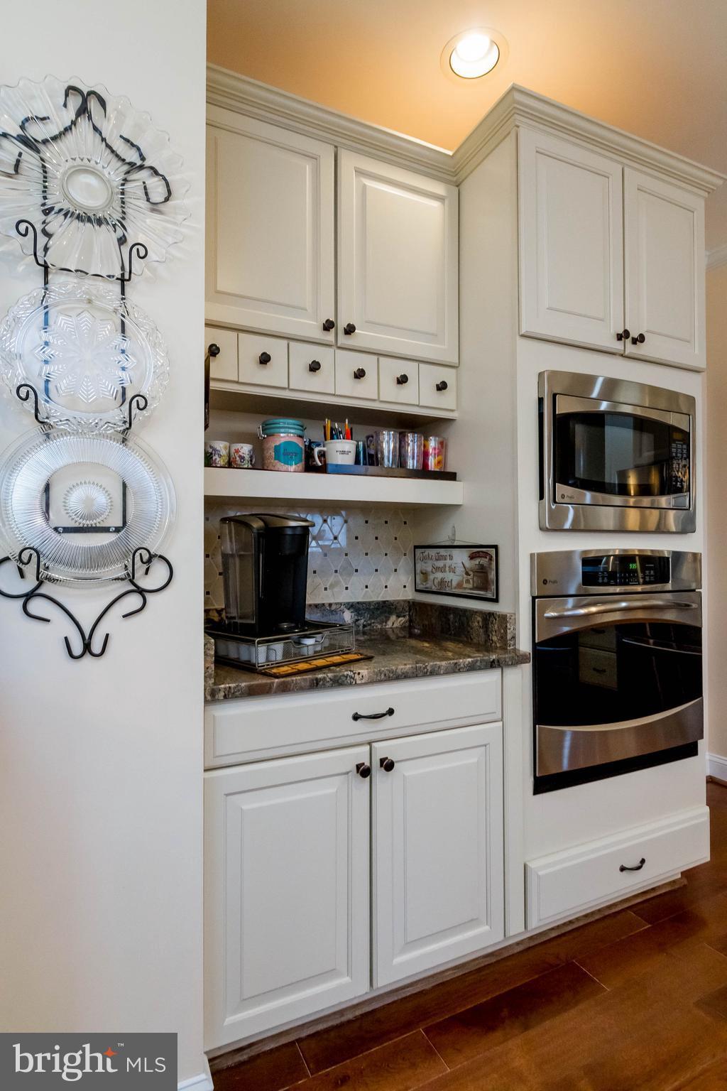 ASHBURN VILLAGE - Residential