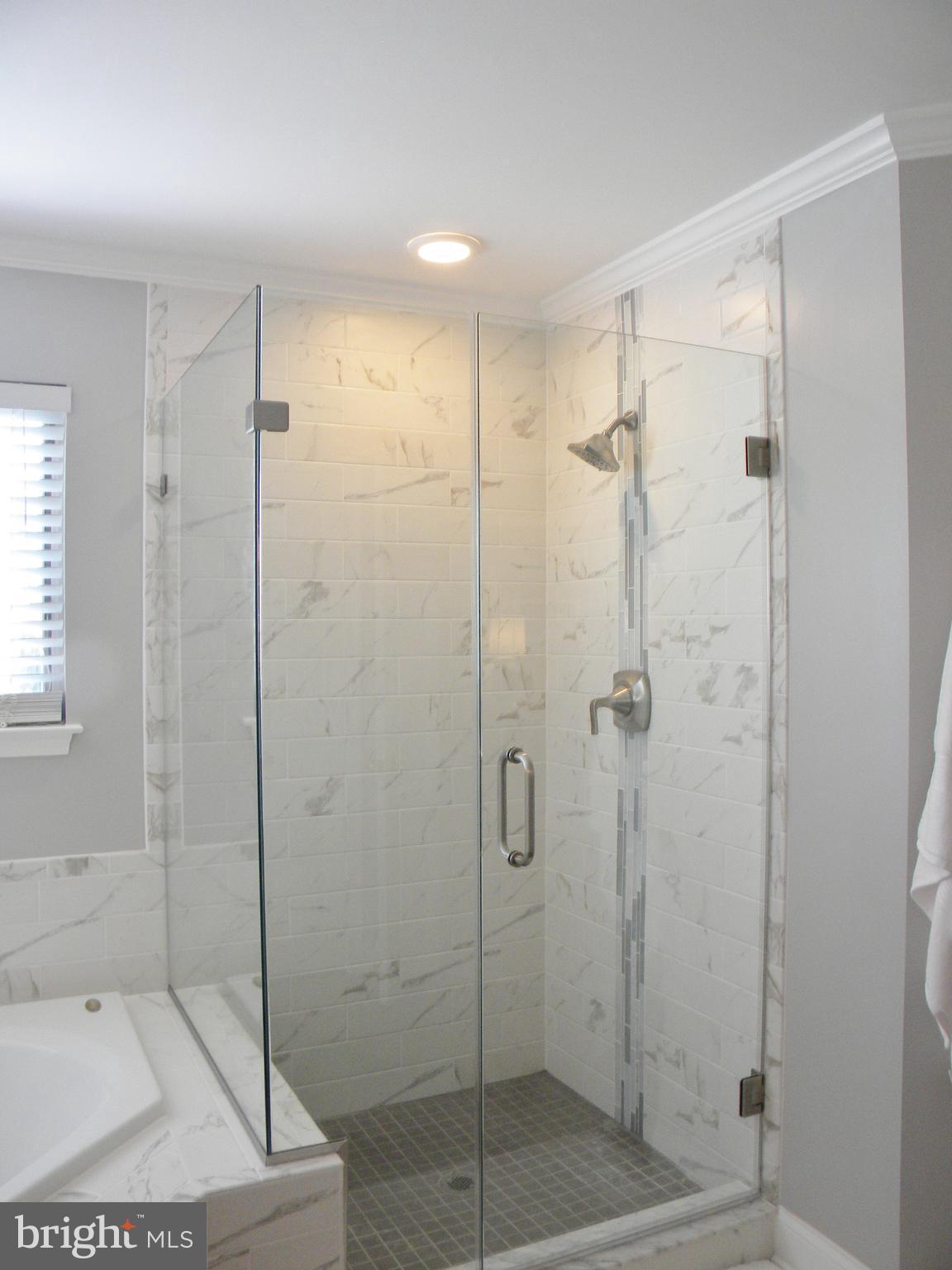 ASHBURN VILLAGE - Residential