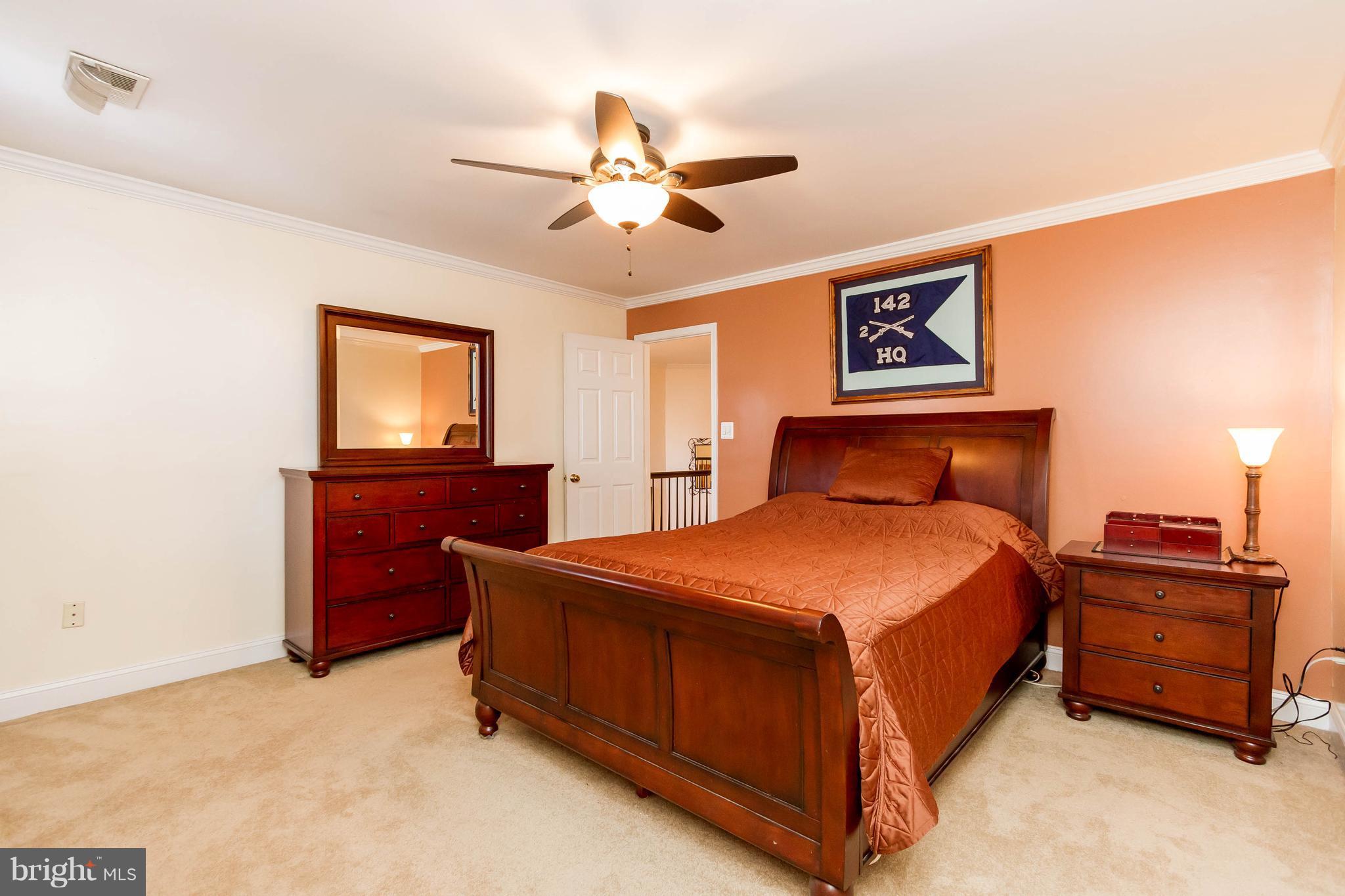 ASHBURN VILLAGE - Residential