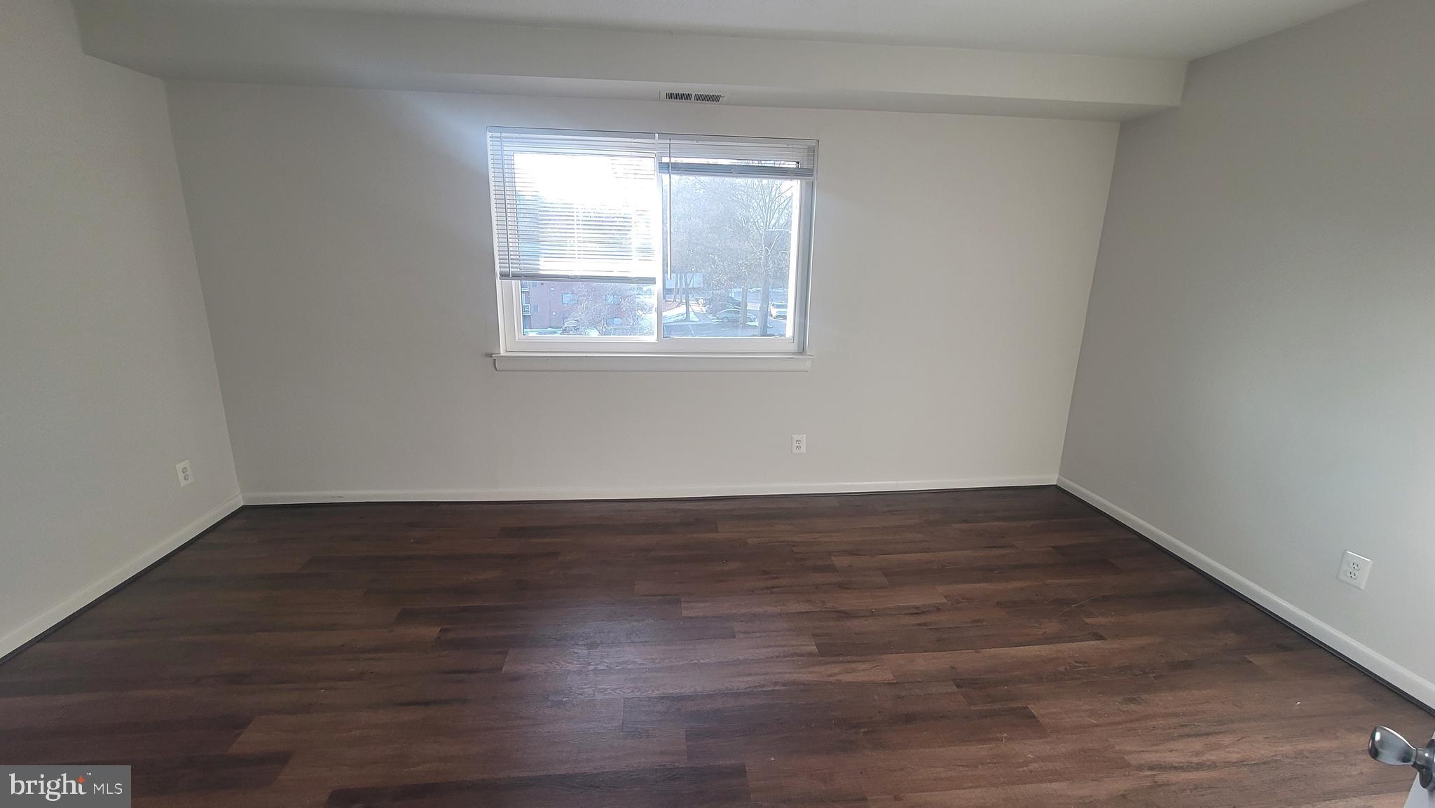 CHESTNUT HILL - Residential Lease