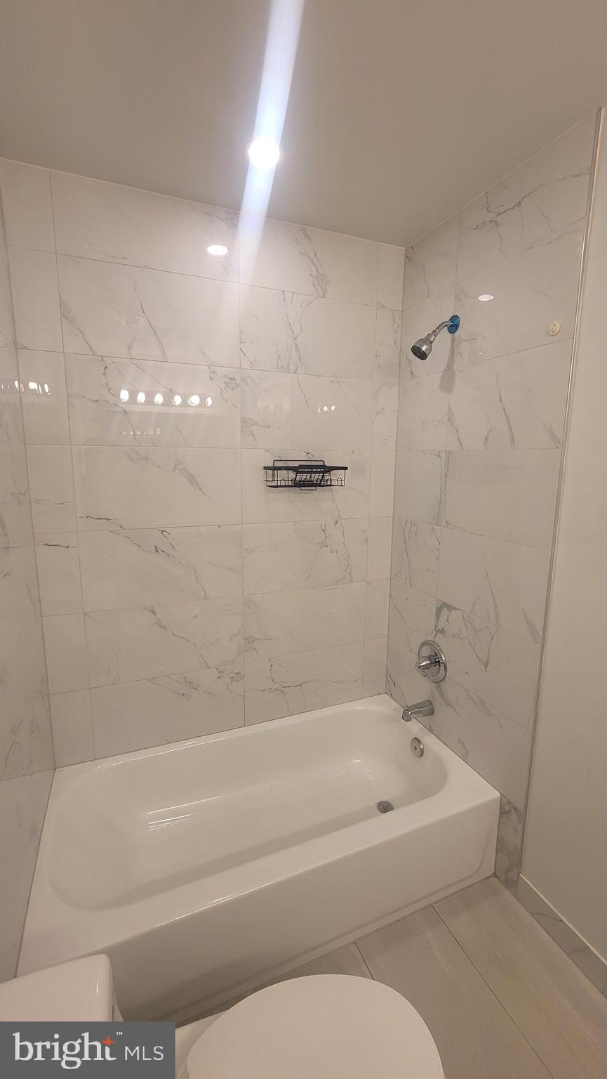 CHESTNUT HILL - Residential Lease