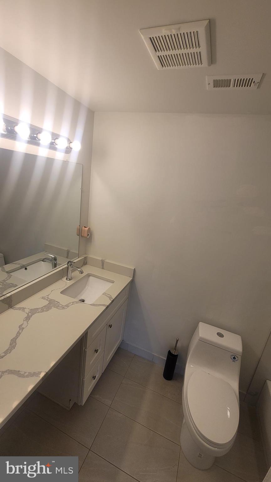 CHESTNUT HILL - Residential Lease