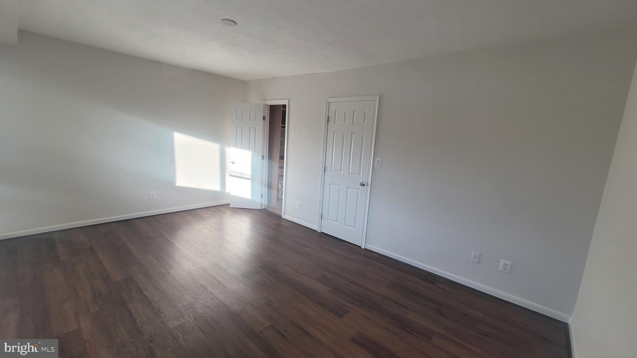 CHESTNUT HILL - Residential Lease