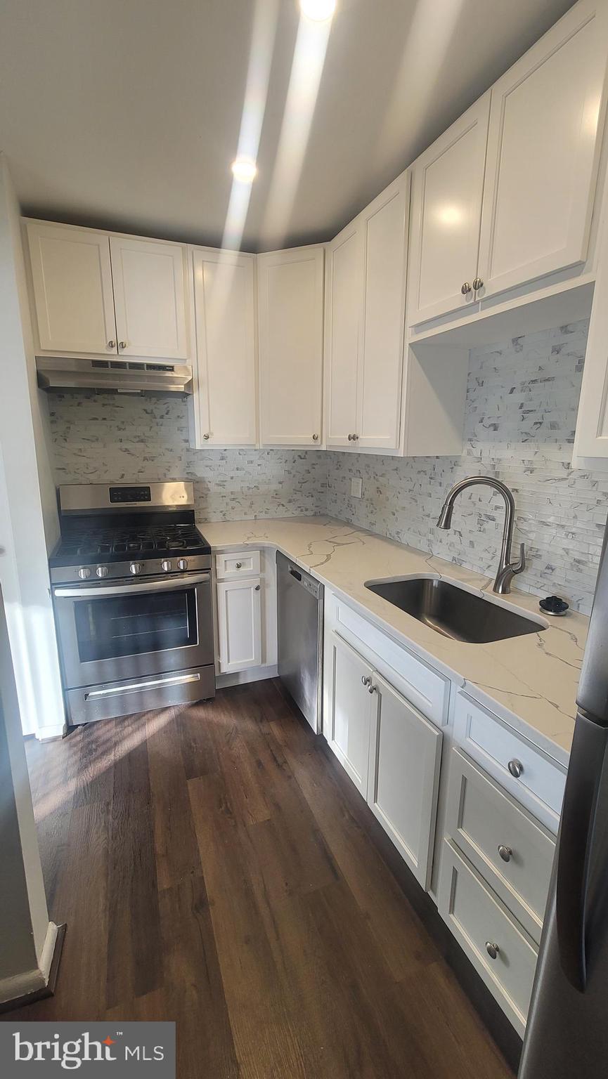 CHESTNUT HILL - Residential Lease