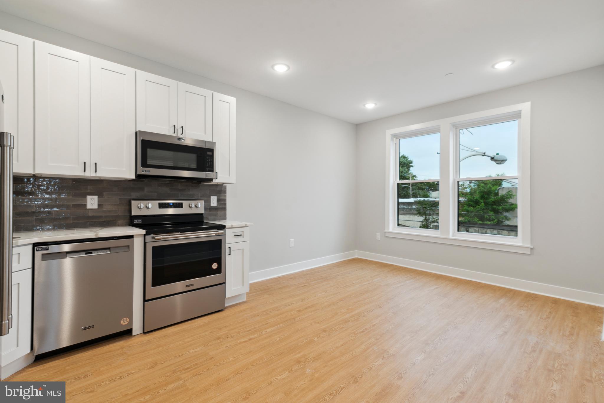 EAST KENSINGTON - Residential Lease