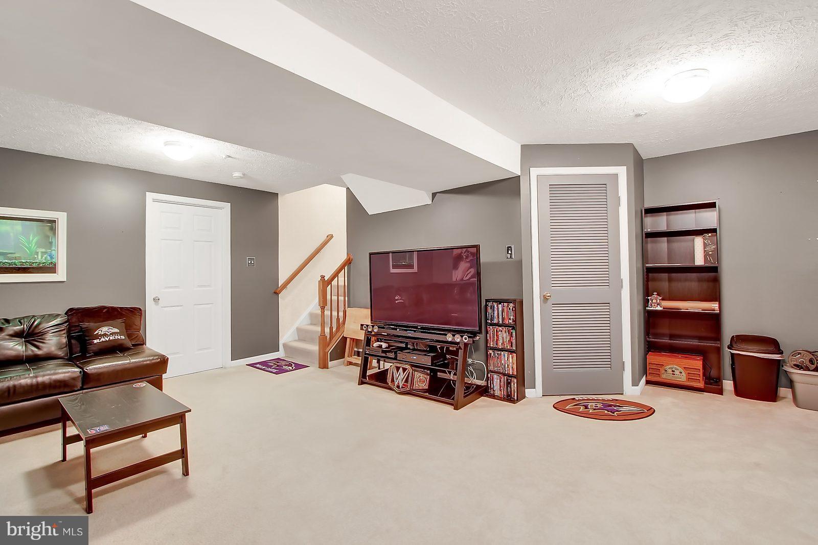 SENECA HARBOR - Residential