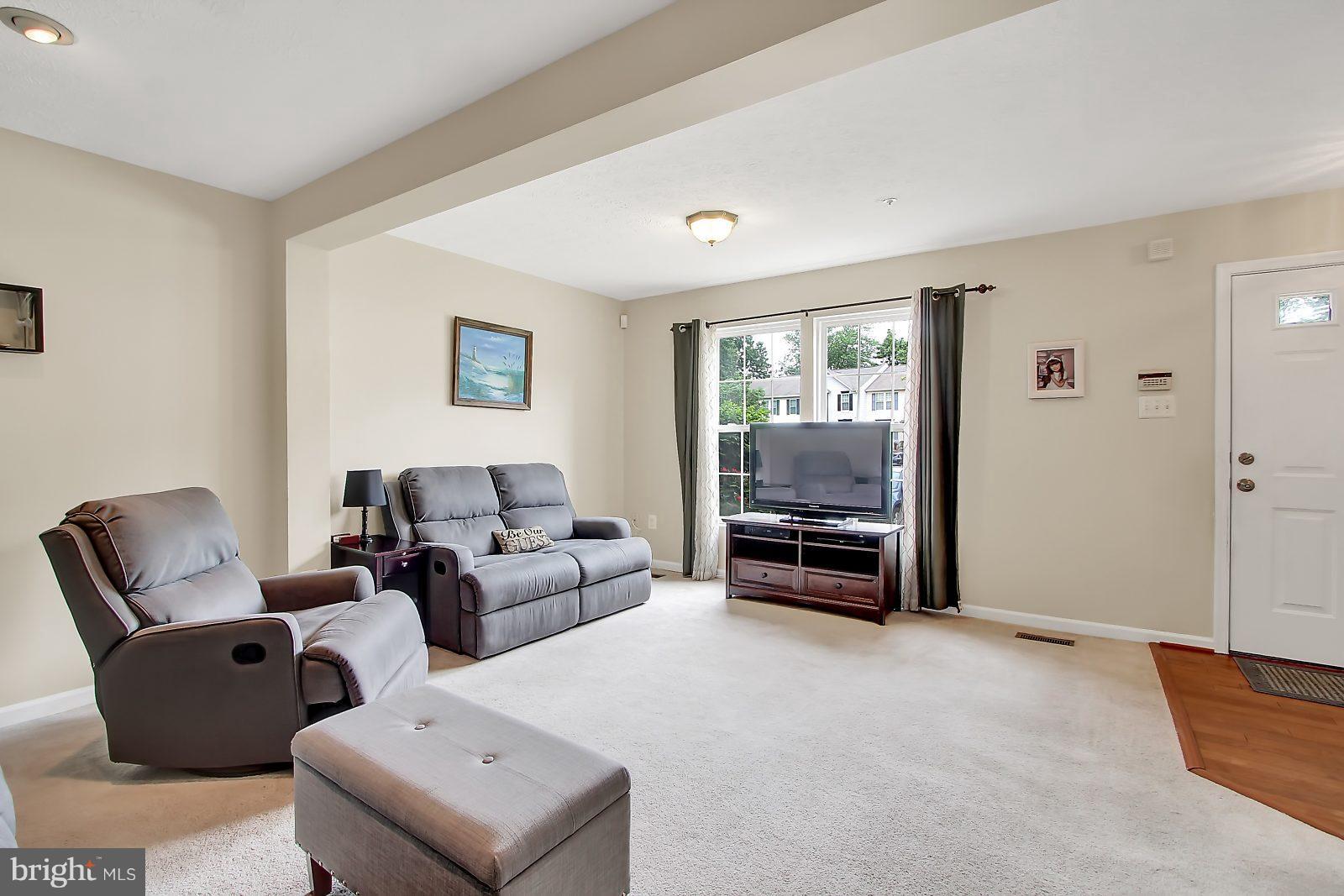 SENECA HARBOR - Residential