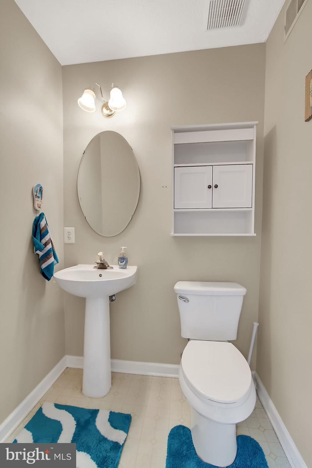 SENECA HARBOR - Residential