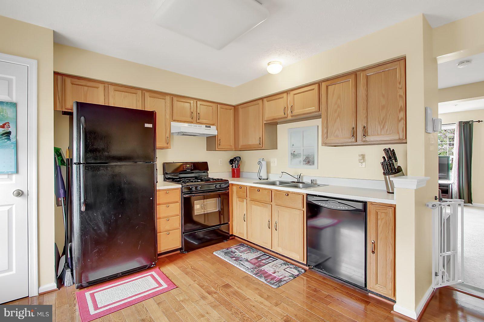 SENECA HARBOR - Residential