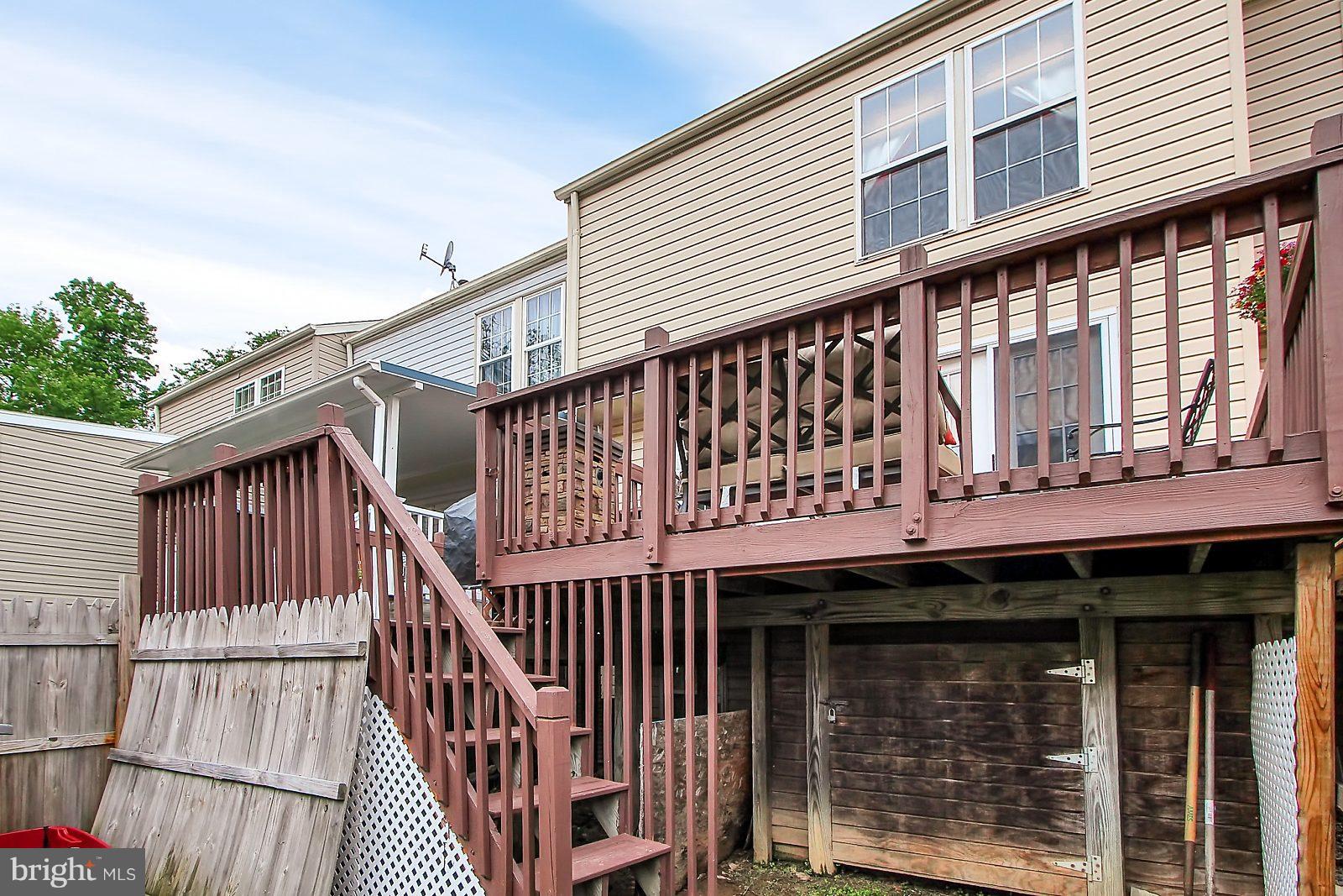 SENECA HARBOR - Residential