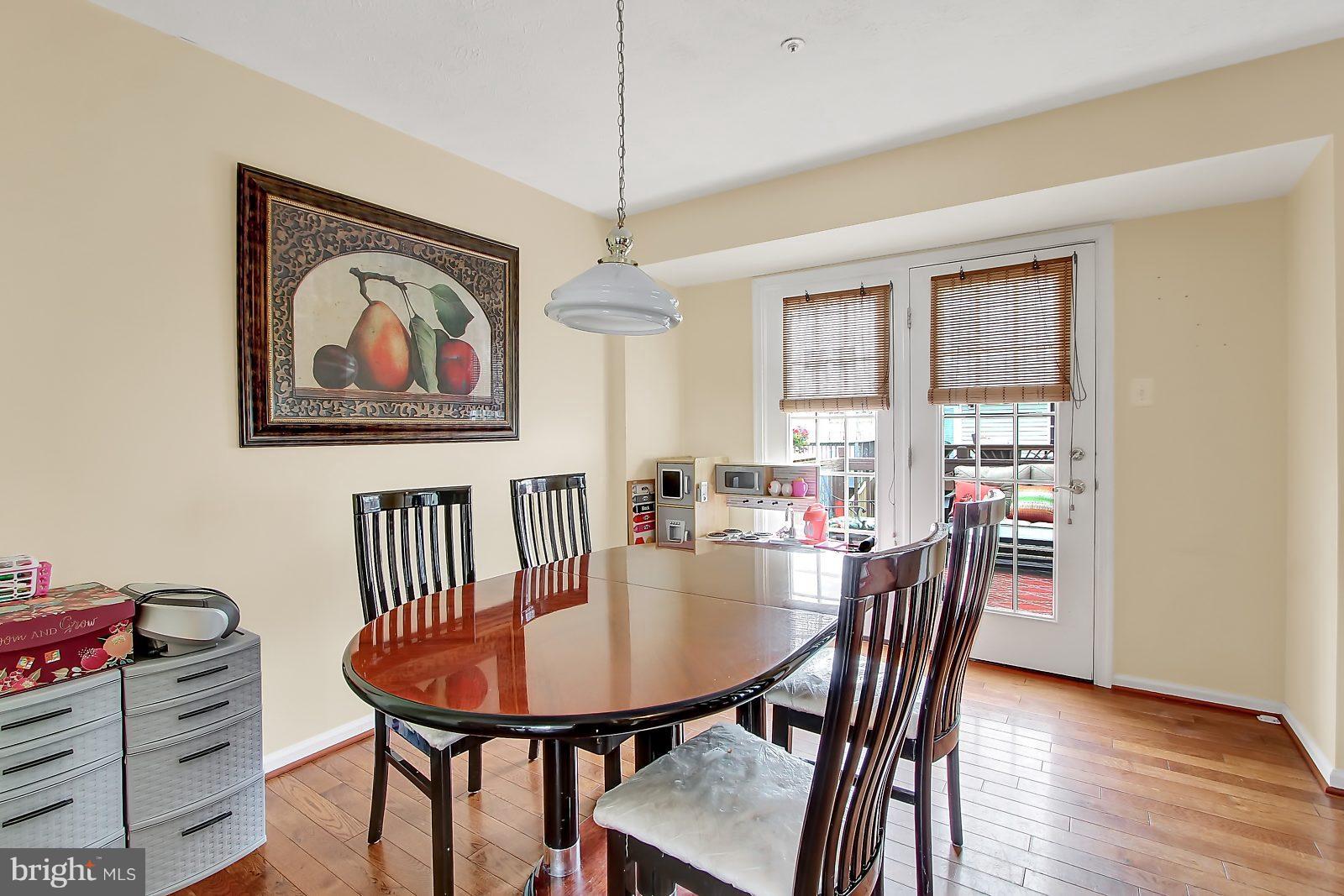 SENECA HARBOR - Residential