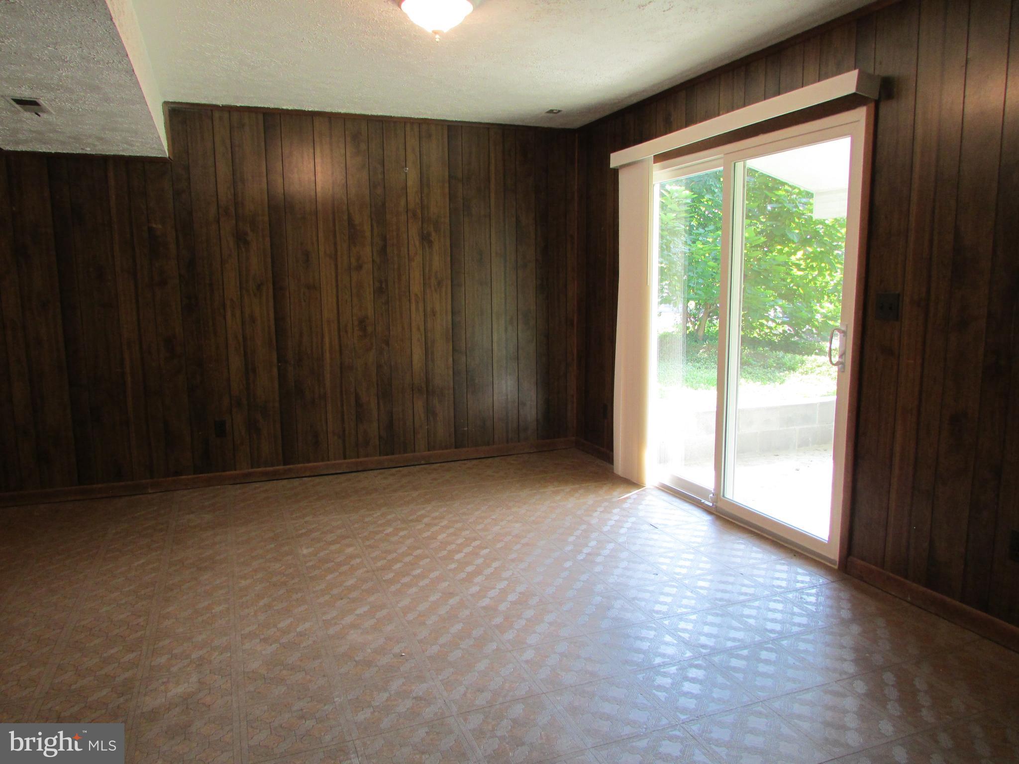 SEVERN ACRES - Residential Lease