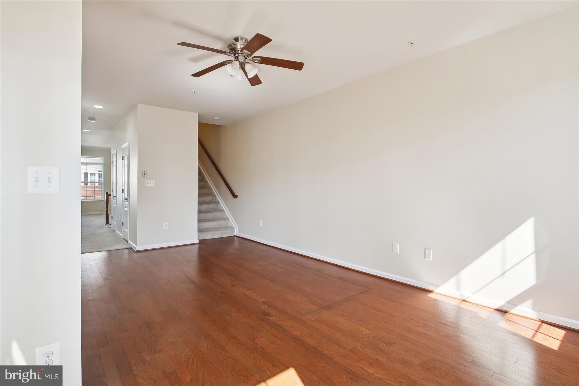 HIGHLAND FARMS - Residential Lease