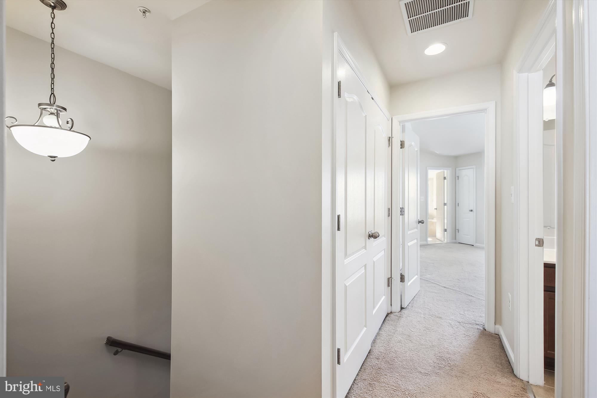 HIGHLAND FARMS - Residential Lease