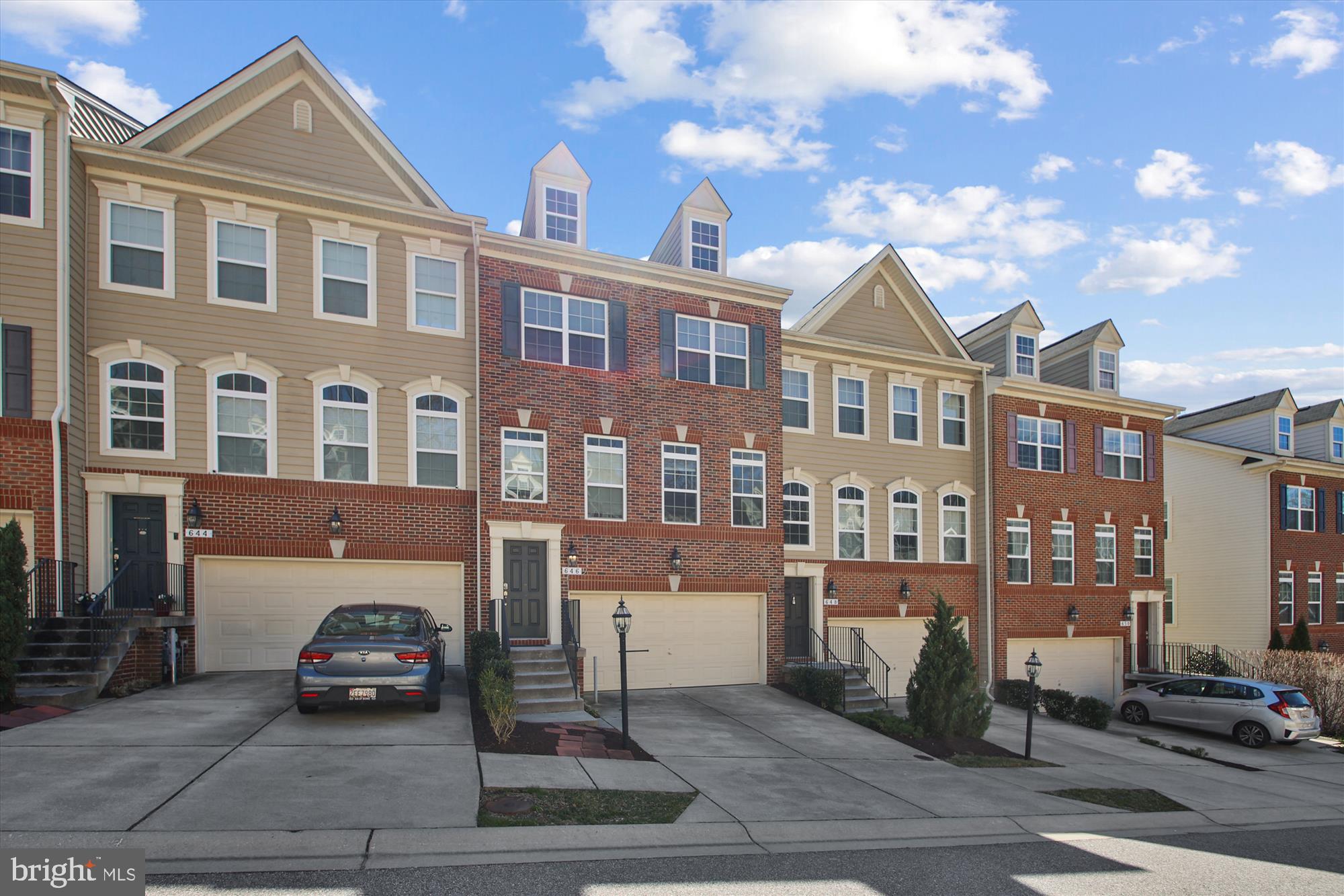 HIGHLAND FARMS - Residential Lease