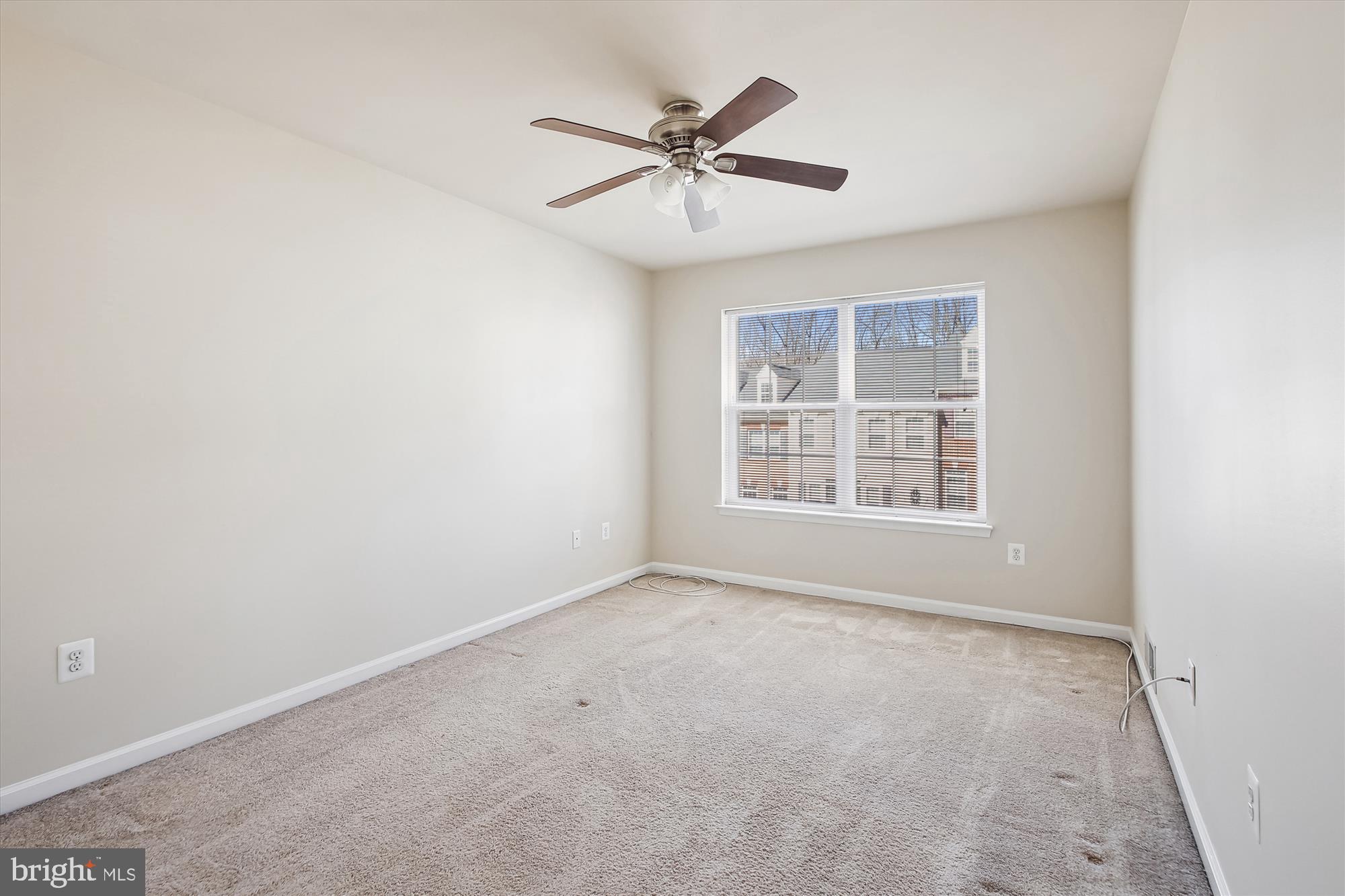 HIGHLAND FARMS - Residential Lease