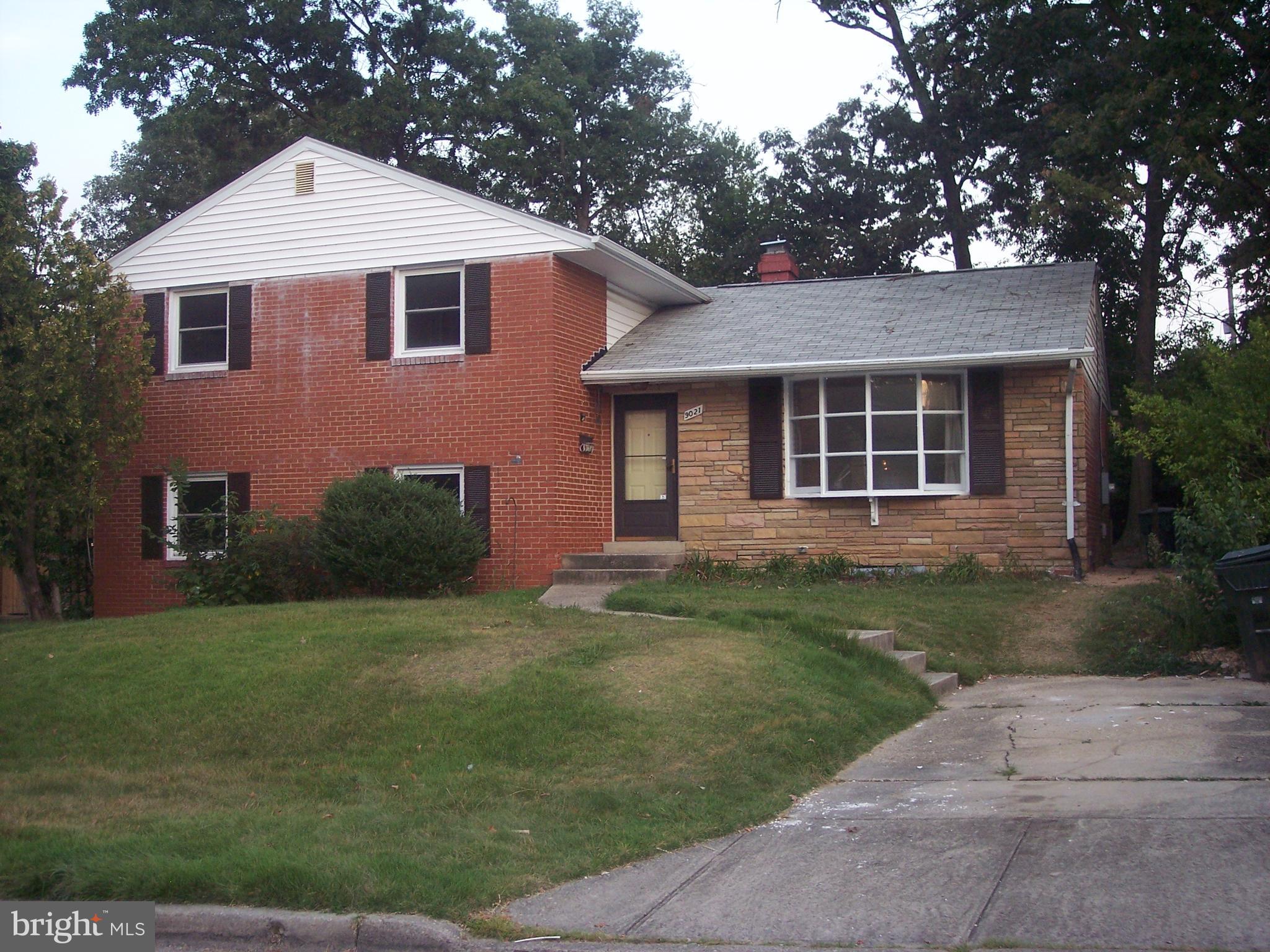 COLLEGE PARK WOODS - Residential Lease