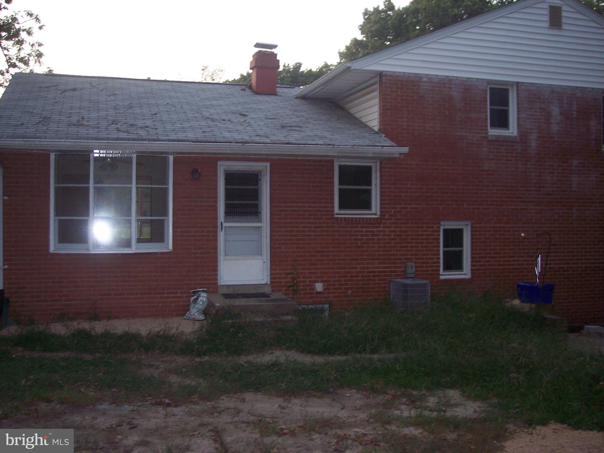 COLLEGE PARK WOODS - Residential Lease