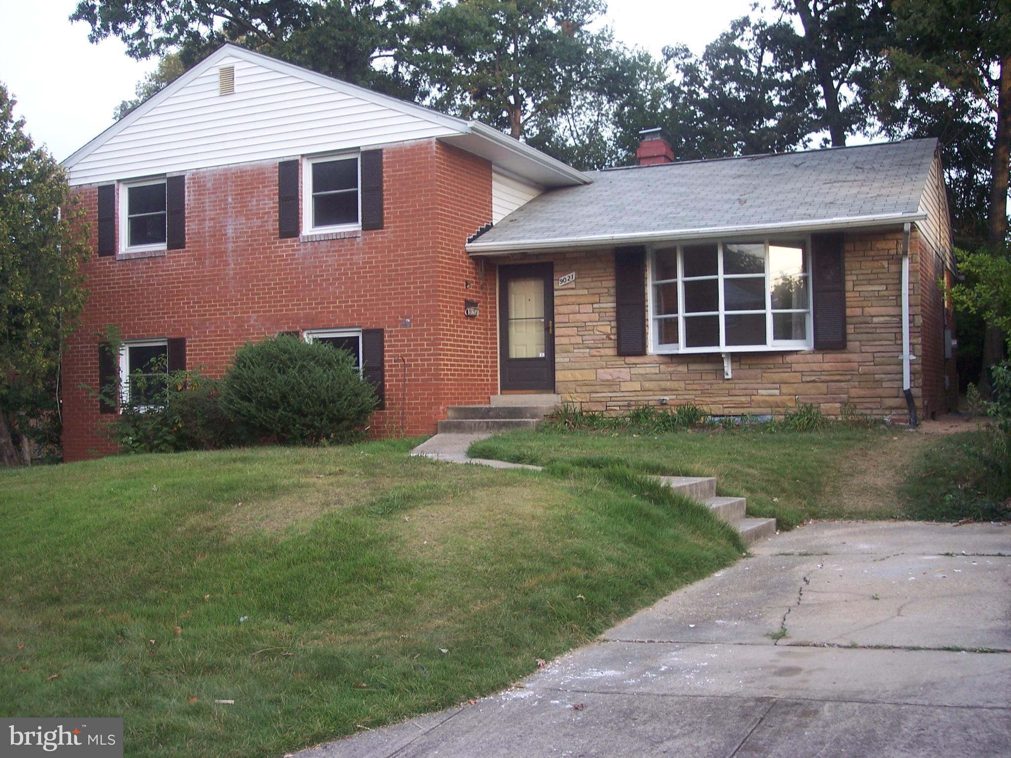 COLLEGE PARK WOODS - Residential Lease