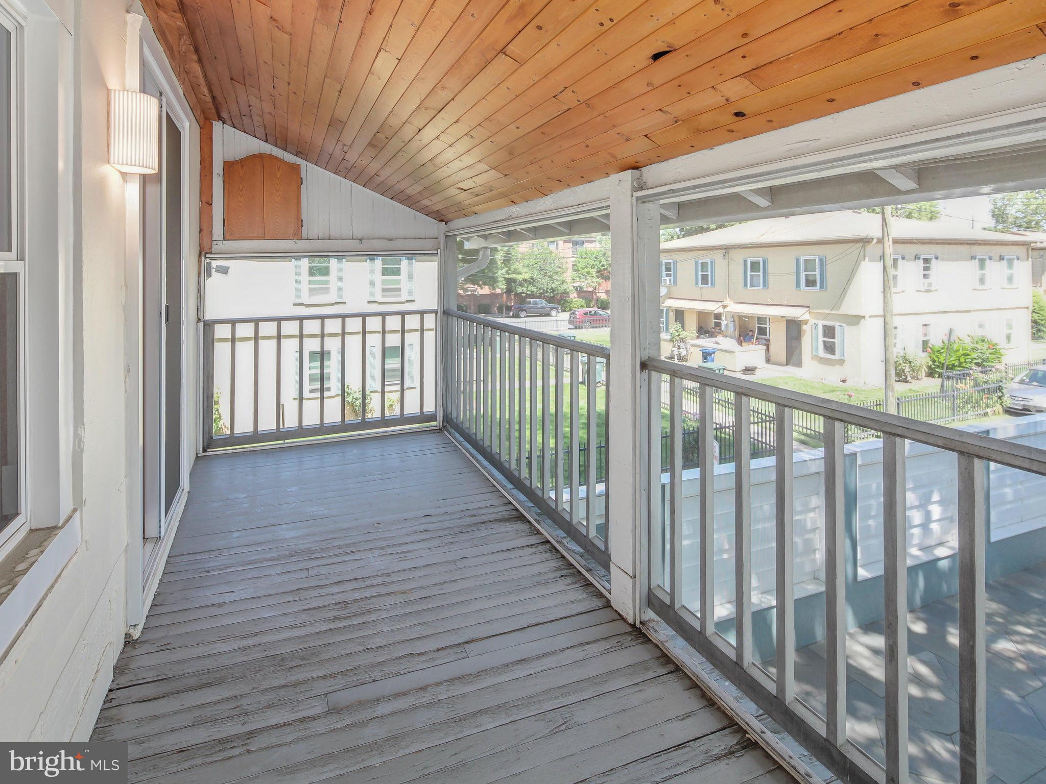 OLD TOWN - Residential