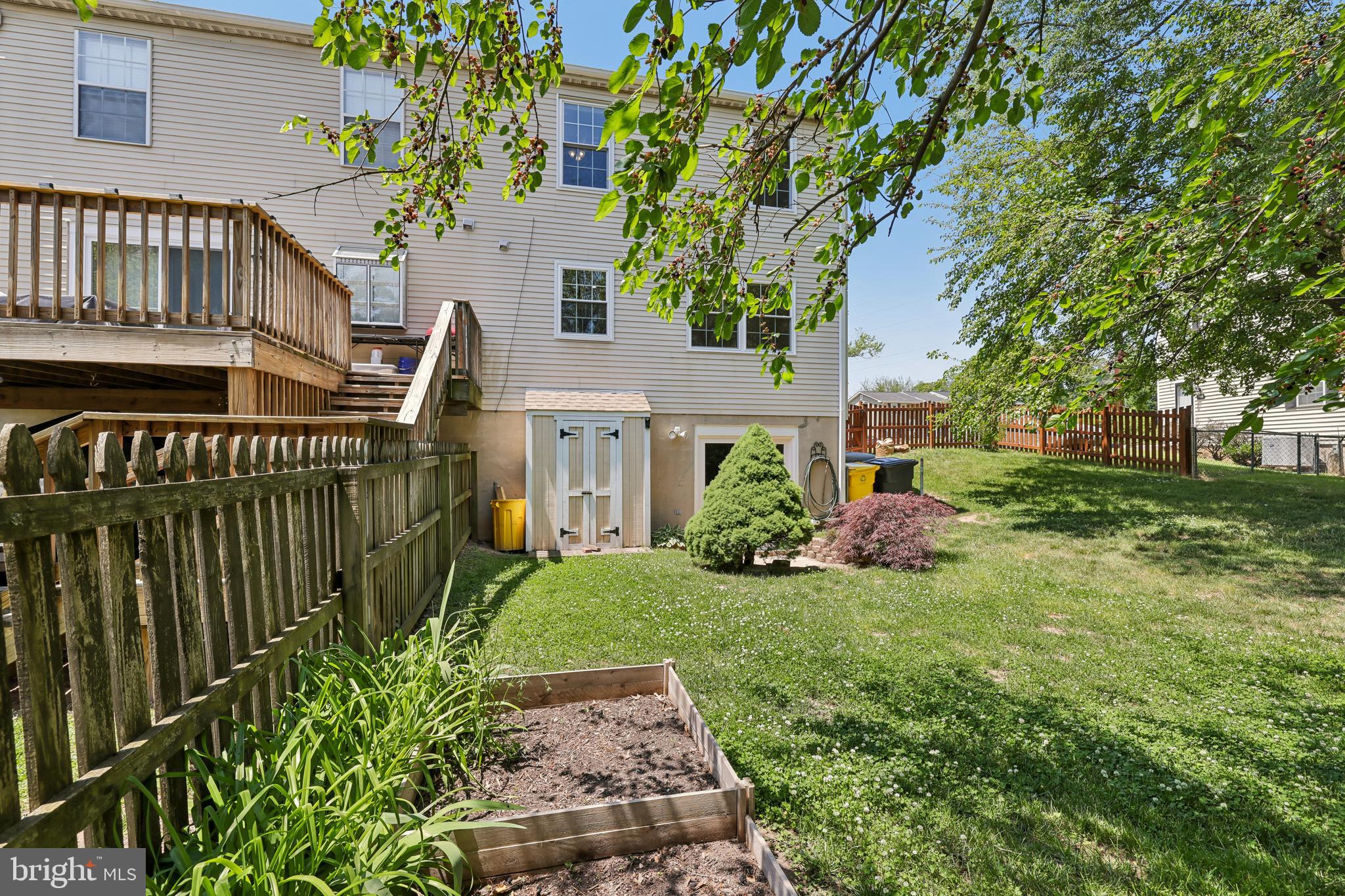 THE HIGHLANDS - Residential