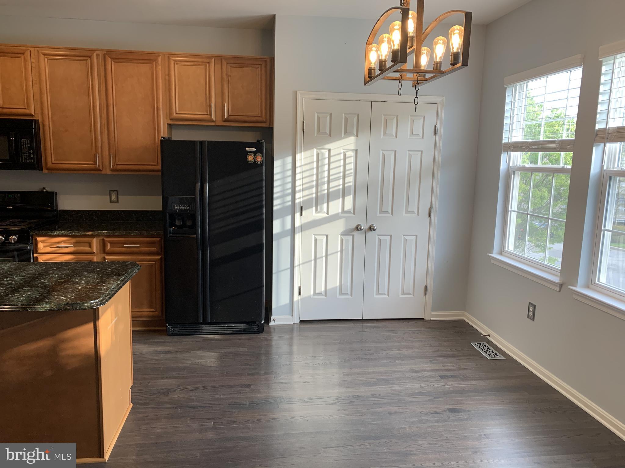 FIELDSTONE FARM - Residential Lease