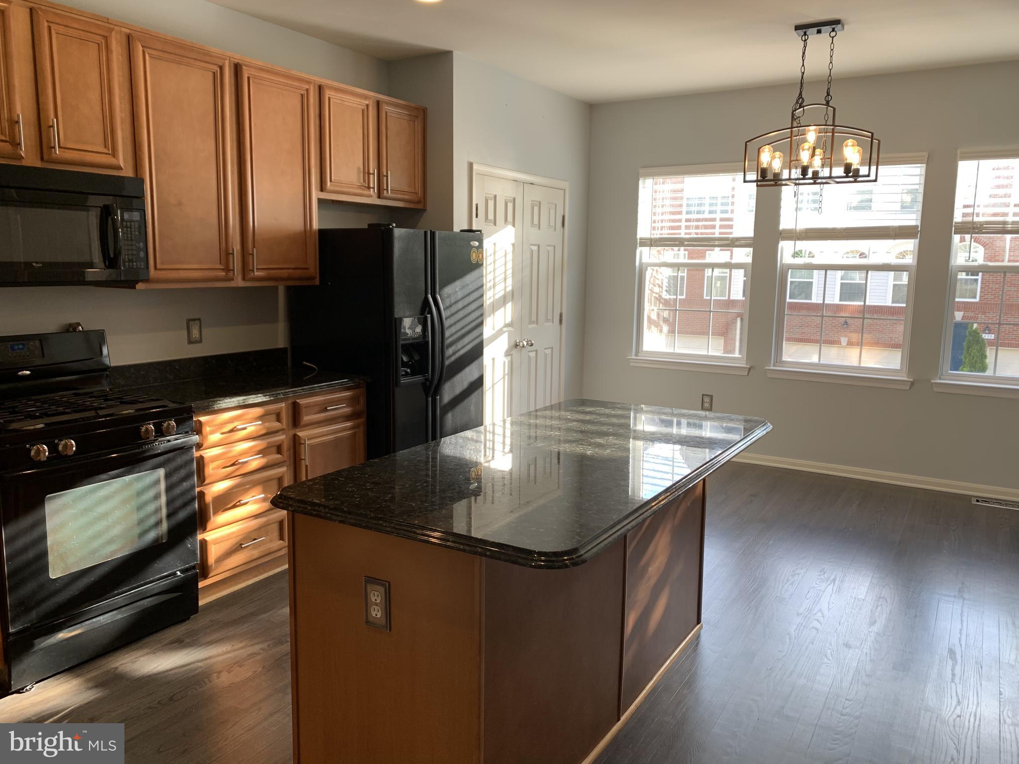 FIELDSTONE FARM - Residential Lease