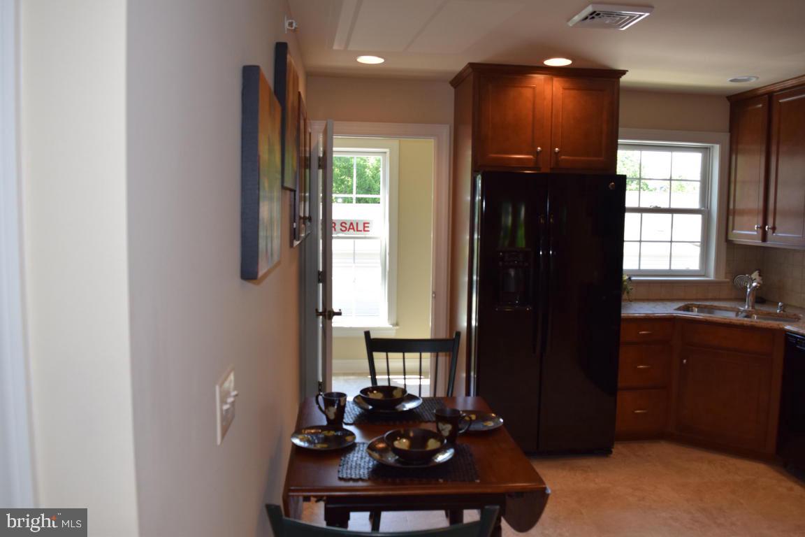 MEADOWS OF HIGHLAND - Residential